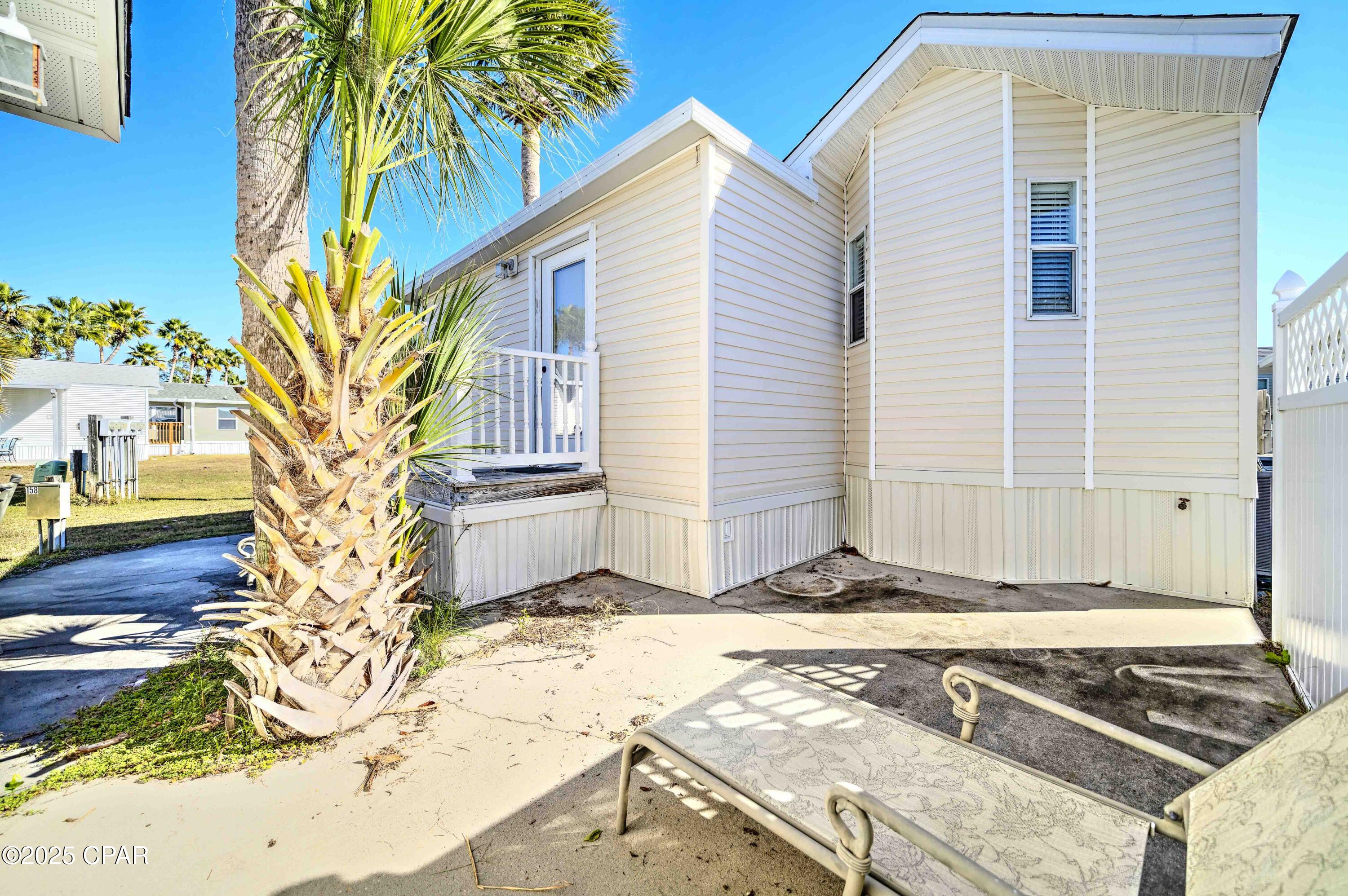 Image 13 For 1219 Thomas Drive 158