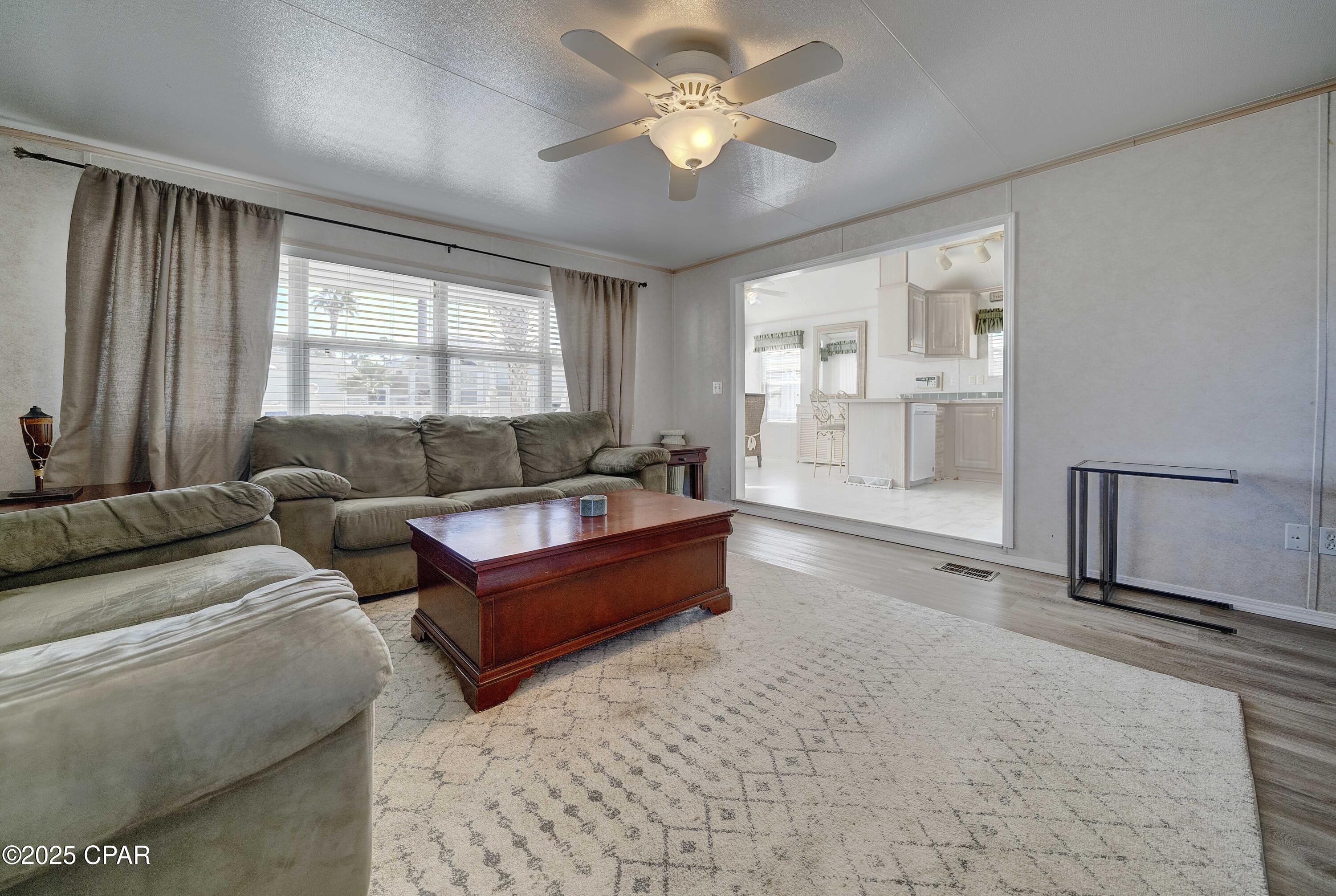 Image 18 For 1219 Thomas Drive 158