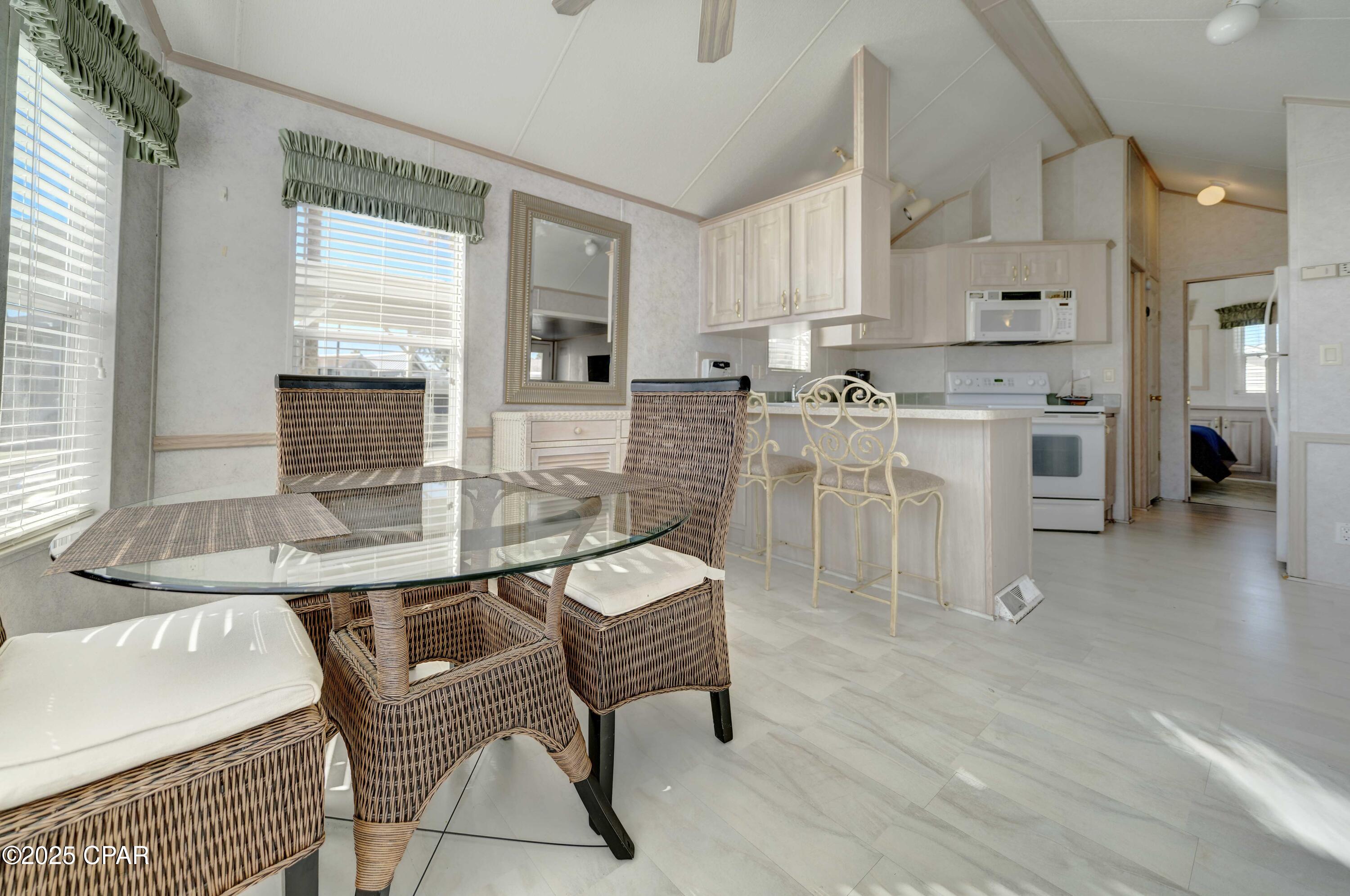 Image 21 For 1219 Thomas Drive 158