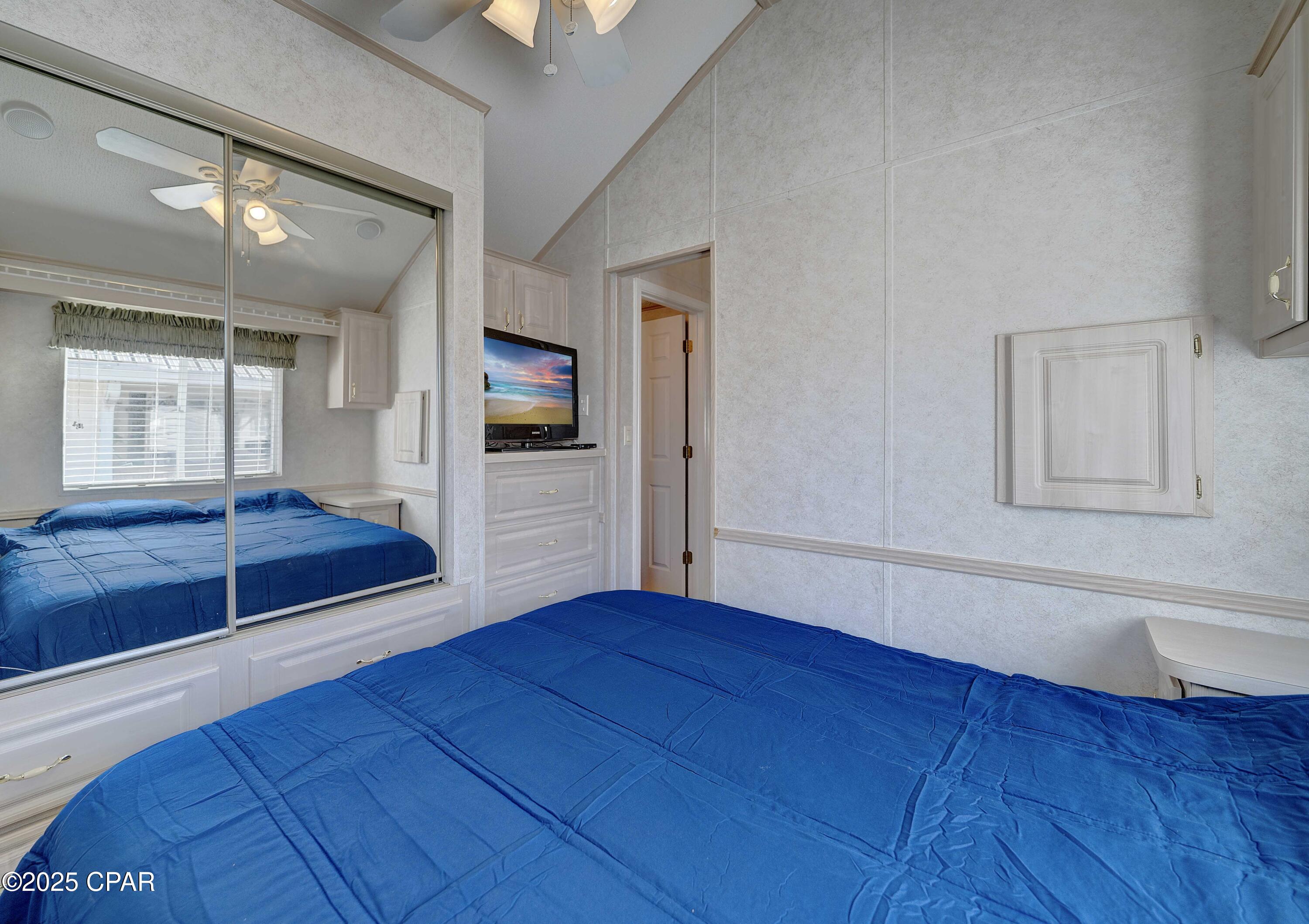 Image 36 For 1219 Thomas Drive 158