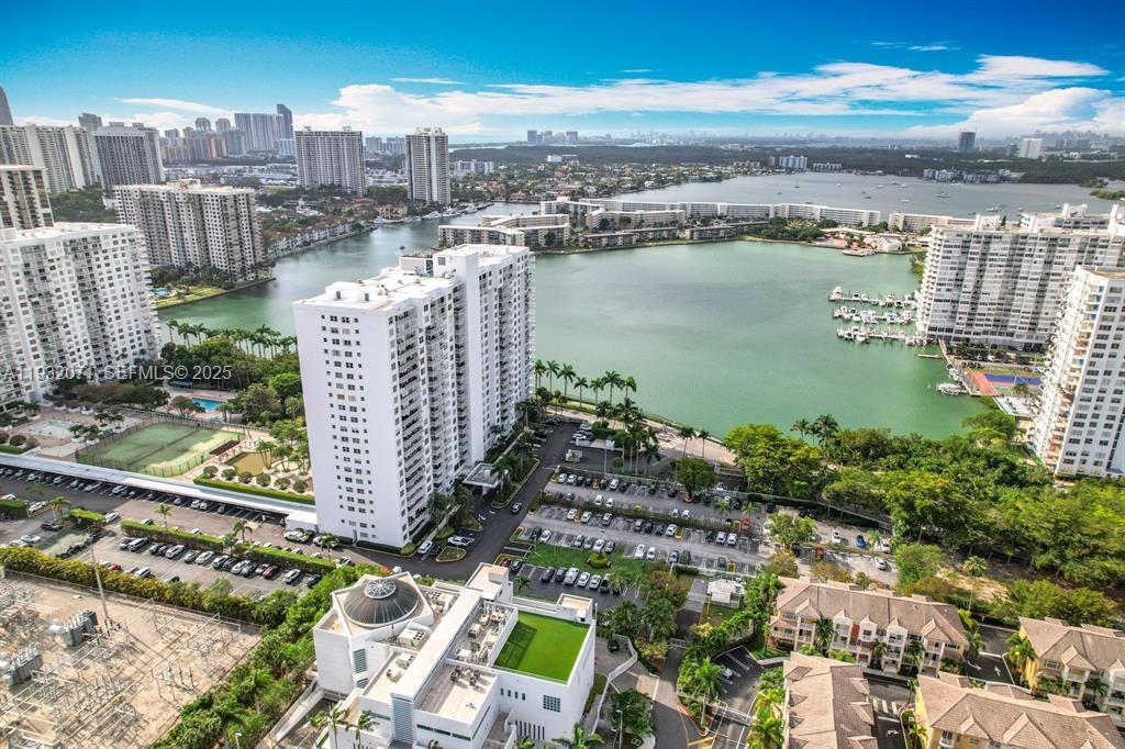 Admirals Port Condo-East