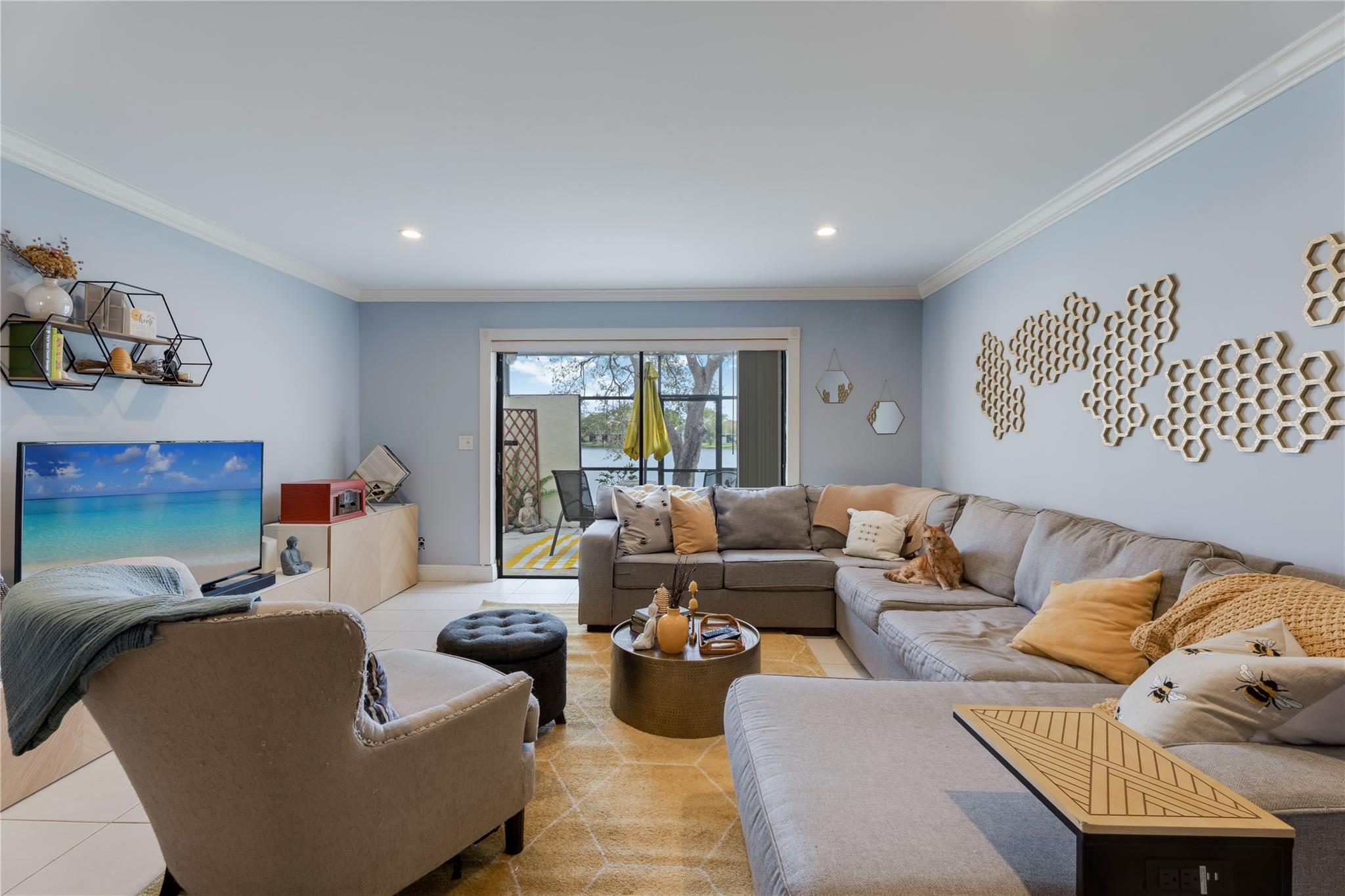 Homes for sale in Pembroke Pines, FL | 1225 Nw 98Th Ter #144, Pembroke Pines, FL 33024 | MLS# F10541337