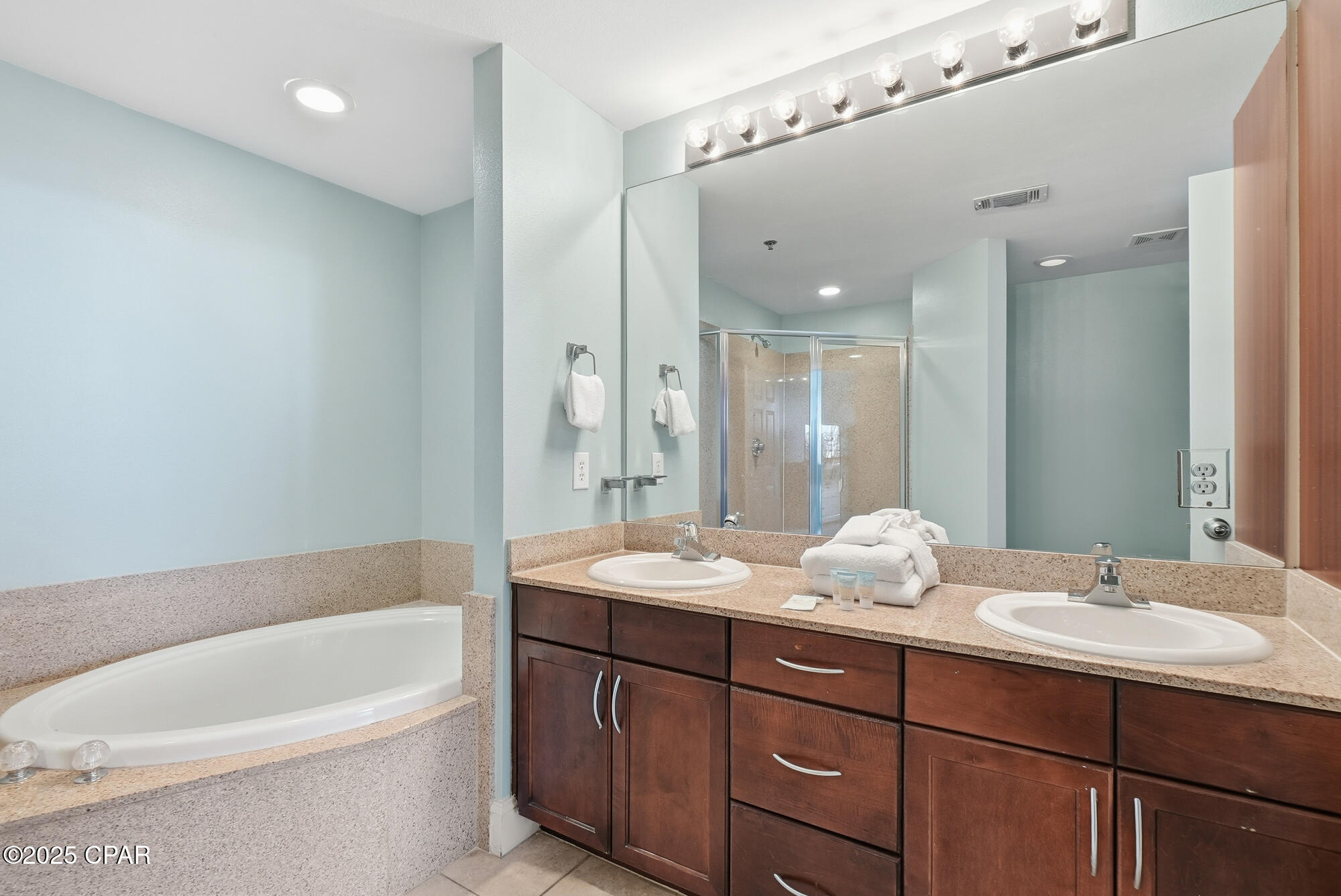 Image 21 For 9860 Thomas Drive 127