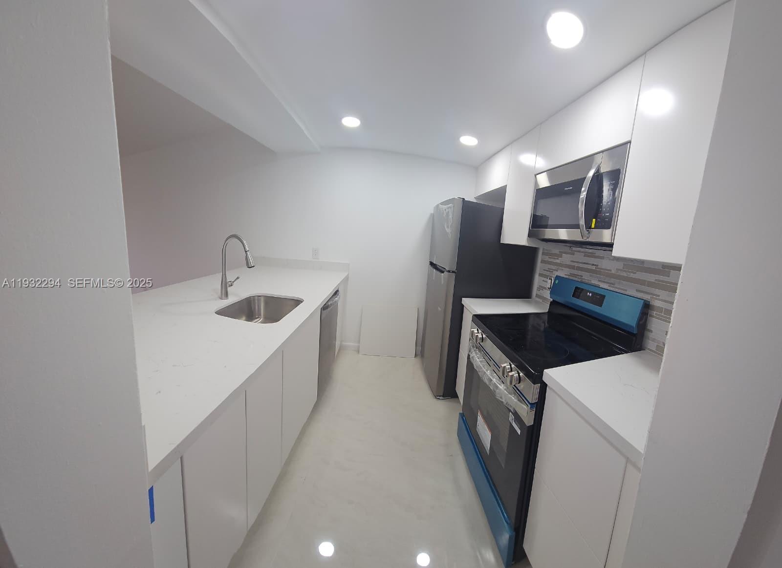 Las Vistas At Doral Condo