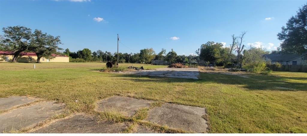 2704 Opelousas Street
