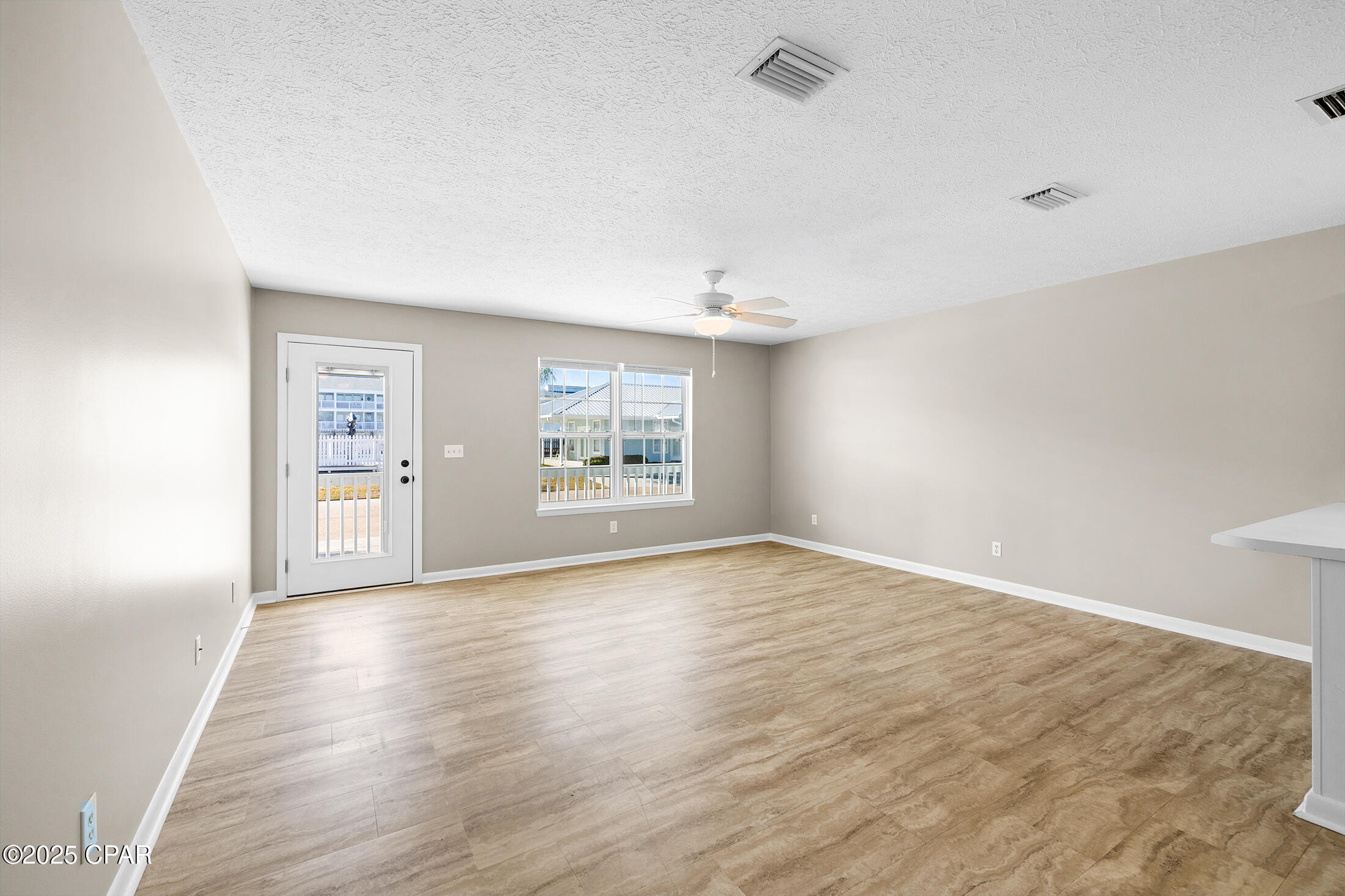 Image 6 For 17642 Front Beach Road E3