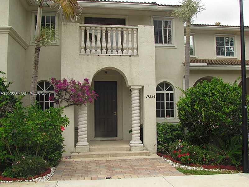 Beautiful 3-bedroom, 2.5-bathroom townhouse located in the desirable Mandarin Lakes community in Homestead. This well-maintained home offers a spacious and functional layout with an open living and dining area, perfect for everyday living and entertaining. All bedrooms are conveniently located upstairs, providing privacy and comfort, along with ample closet space. Enjoy the benefits of a family-friendly community featuring parks, walking paths, and a community pool. Centrally located near shopping centers, schools, dining, and major roadways, including the Florida Turnpike, making commuting a breeze. Don’t miss the opportunity to own or lease in this sought-after neighborhood.