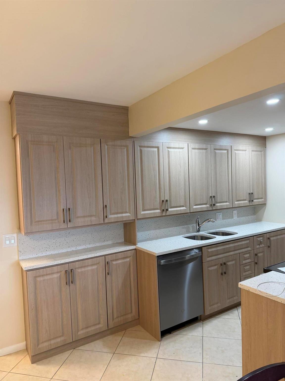 Yarmouth At Century Villa