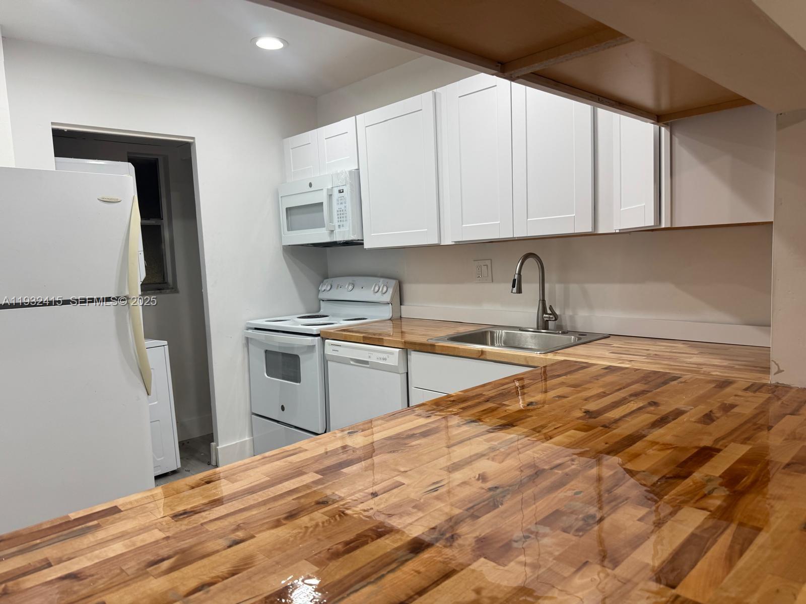 Versailles Gardens Condo