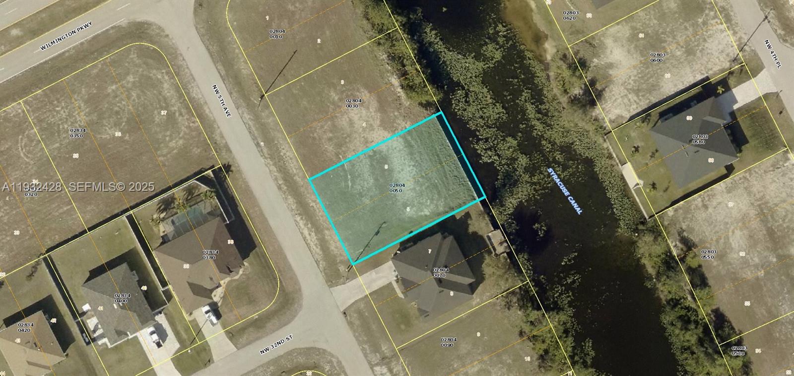 Homes for sale in Cape Coral, FL | 3223 Nw 5Th Ave, Cape Coral, FL 33993 | MLS# A11932428