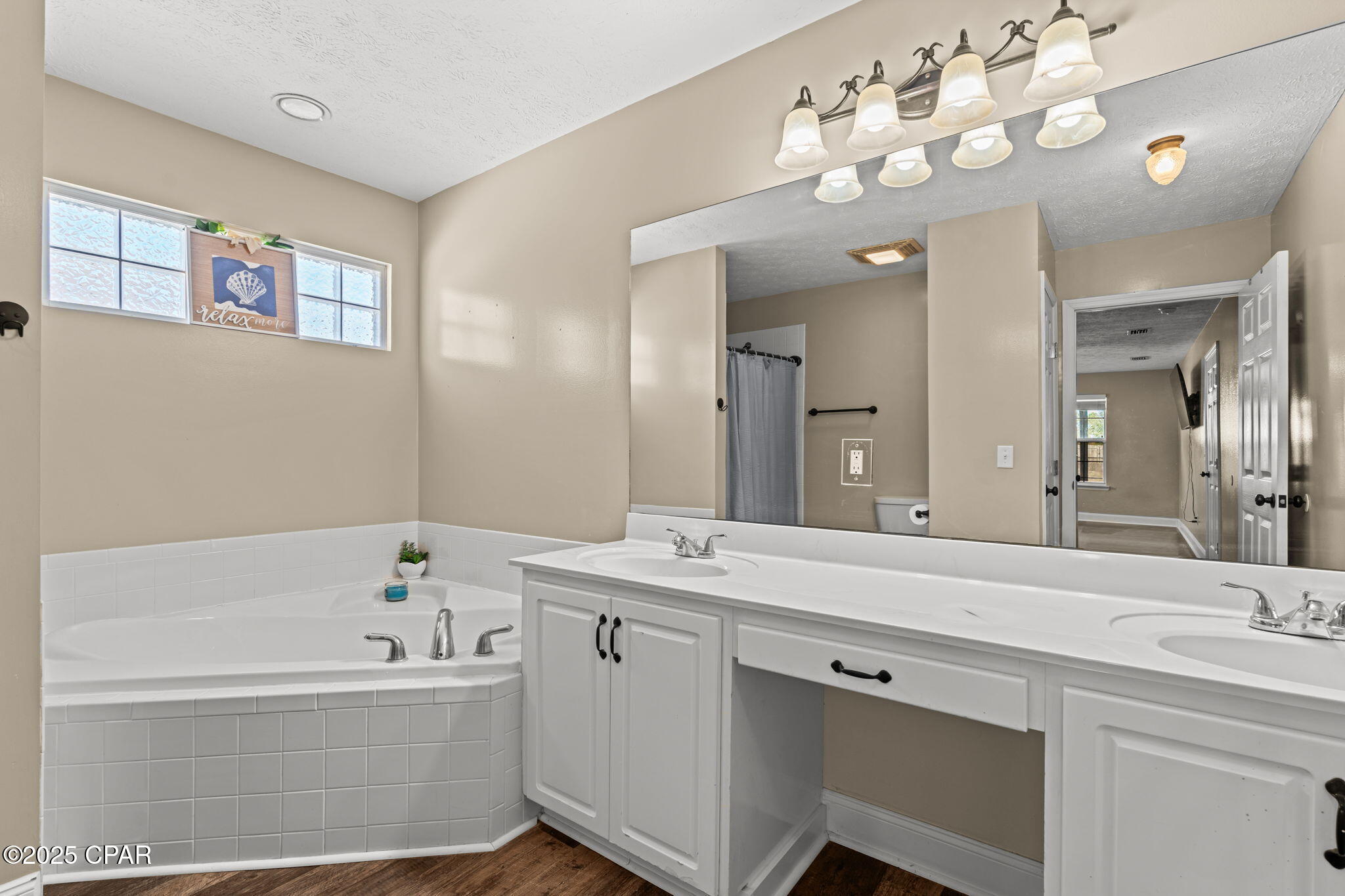 Image 14 For 551 Blue Heron Drive