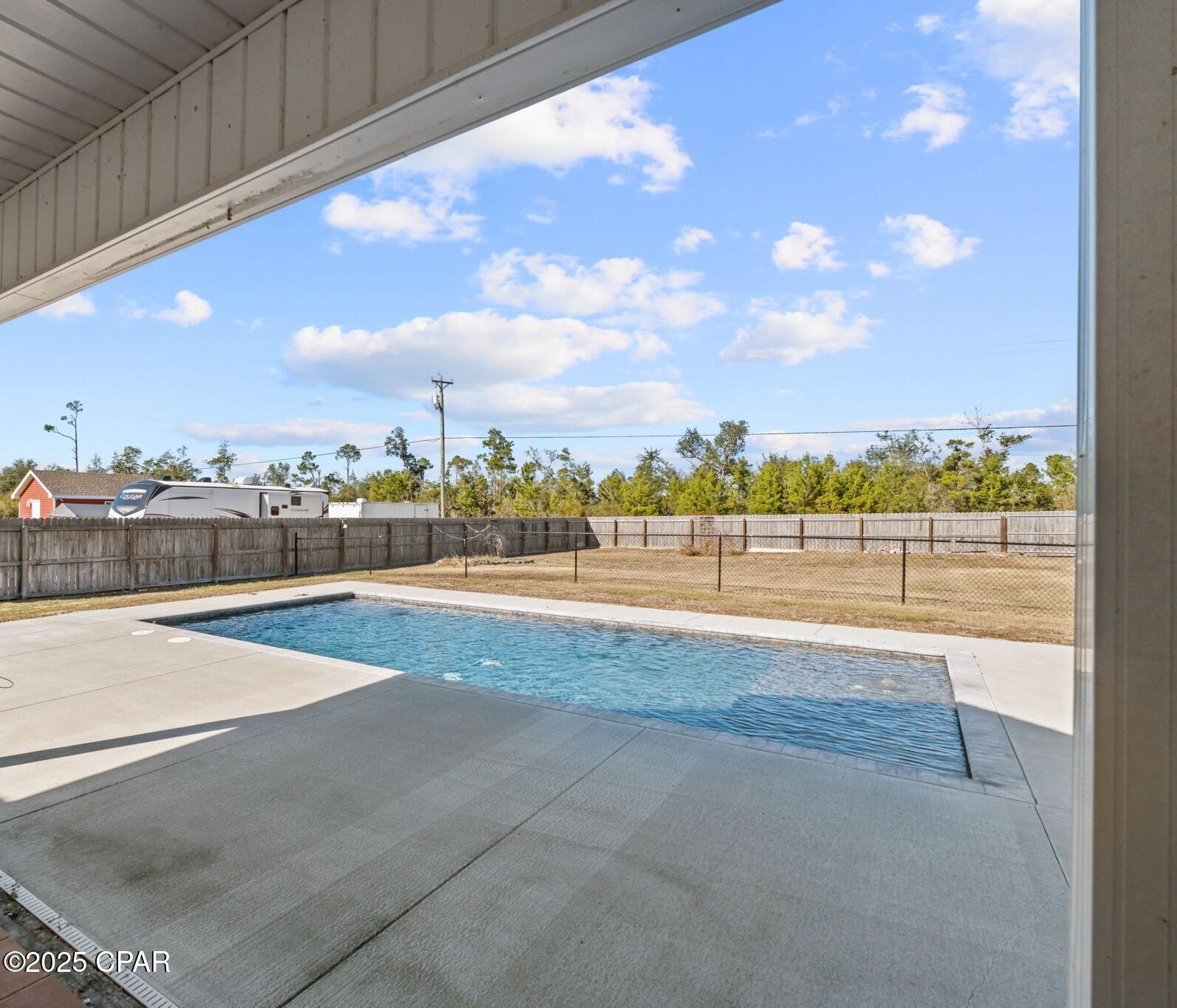 Image 3 For 551 Blue Heron Drive