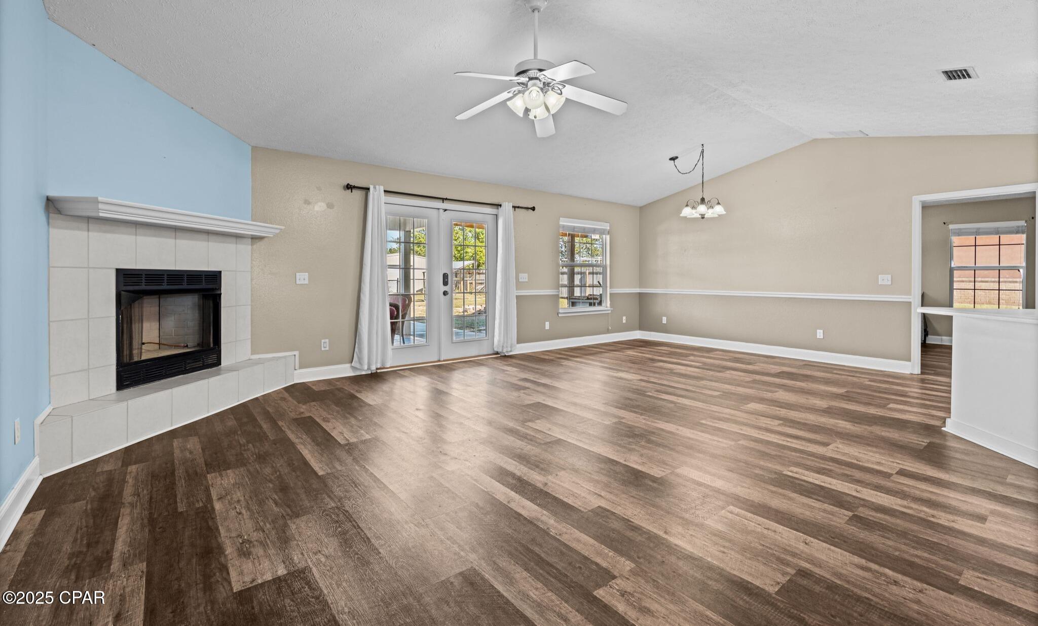 Image 6 For 551 Blue Heron Drive