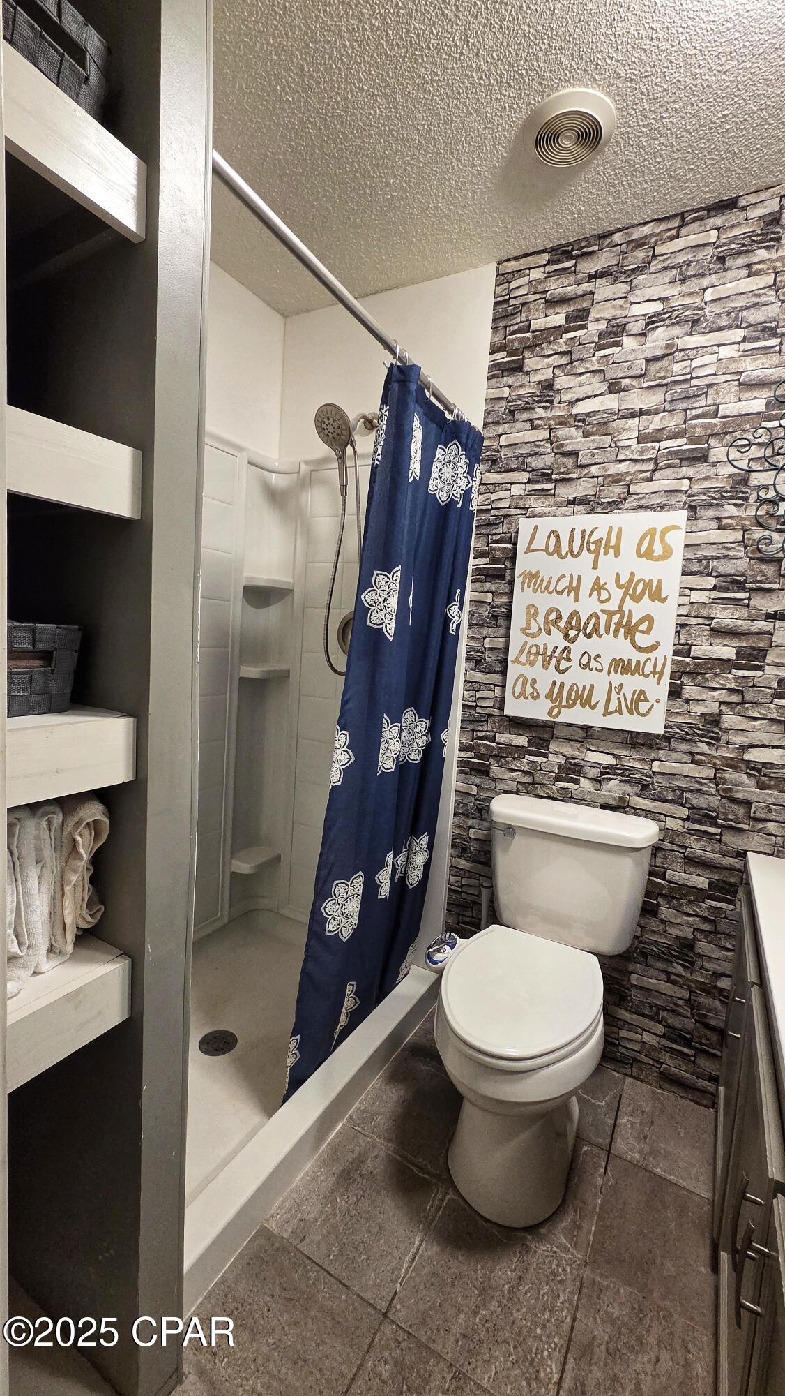 Image 19 For 1556 Cherry Street