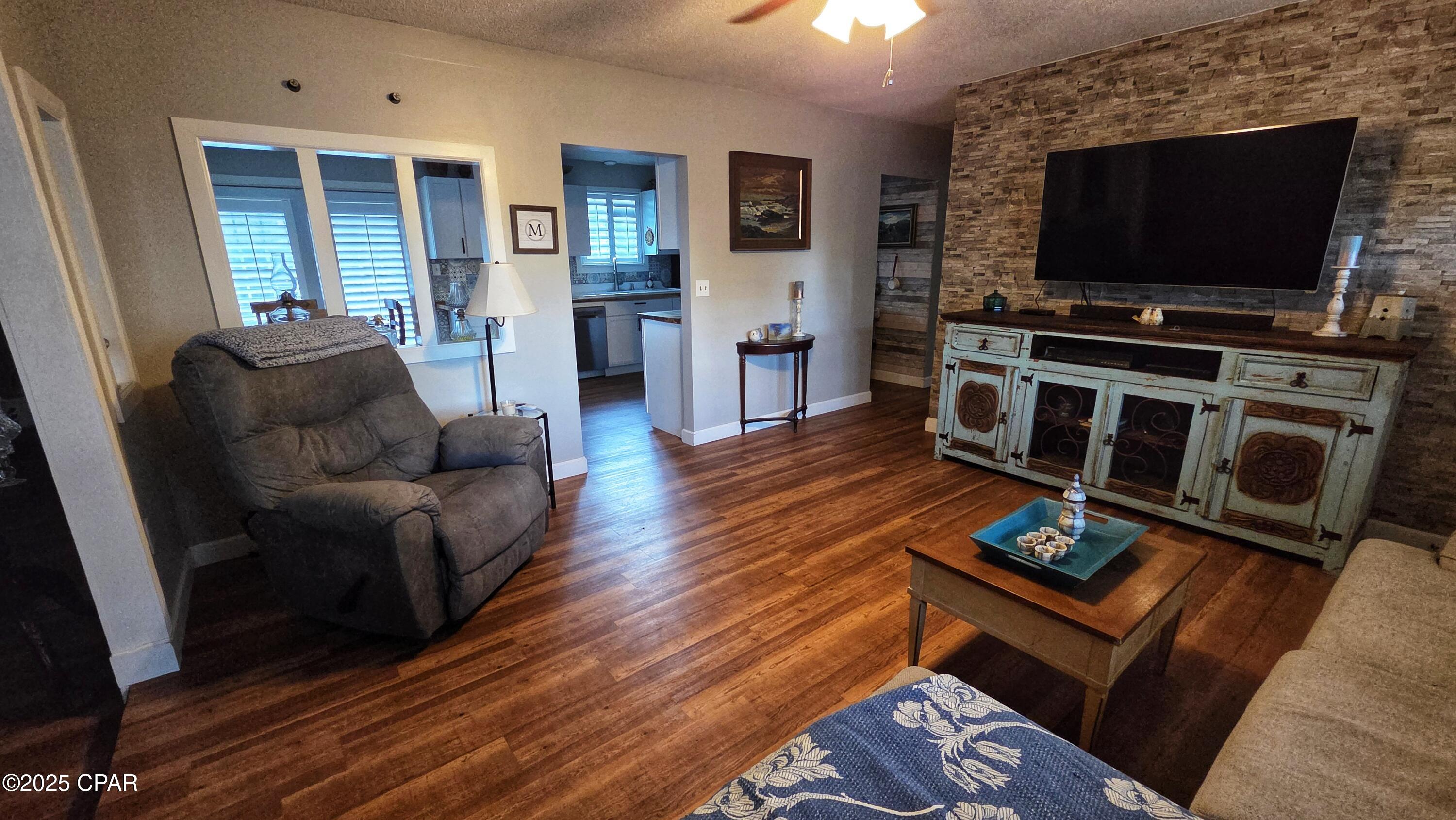 Image 8 For 1556 Cherry Street