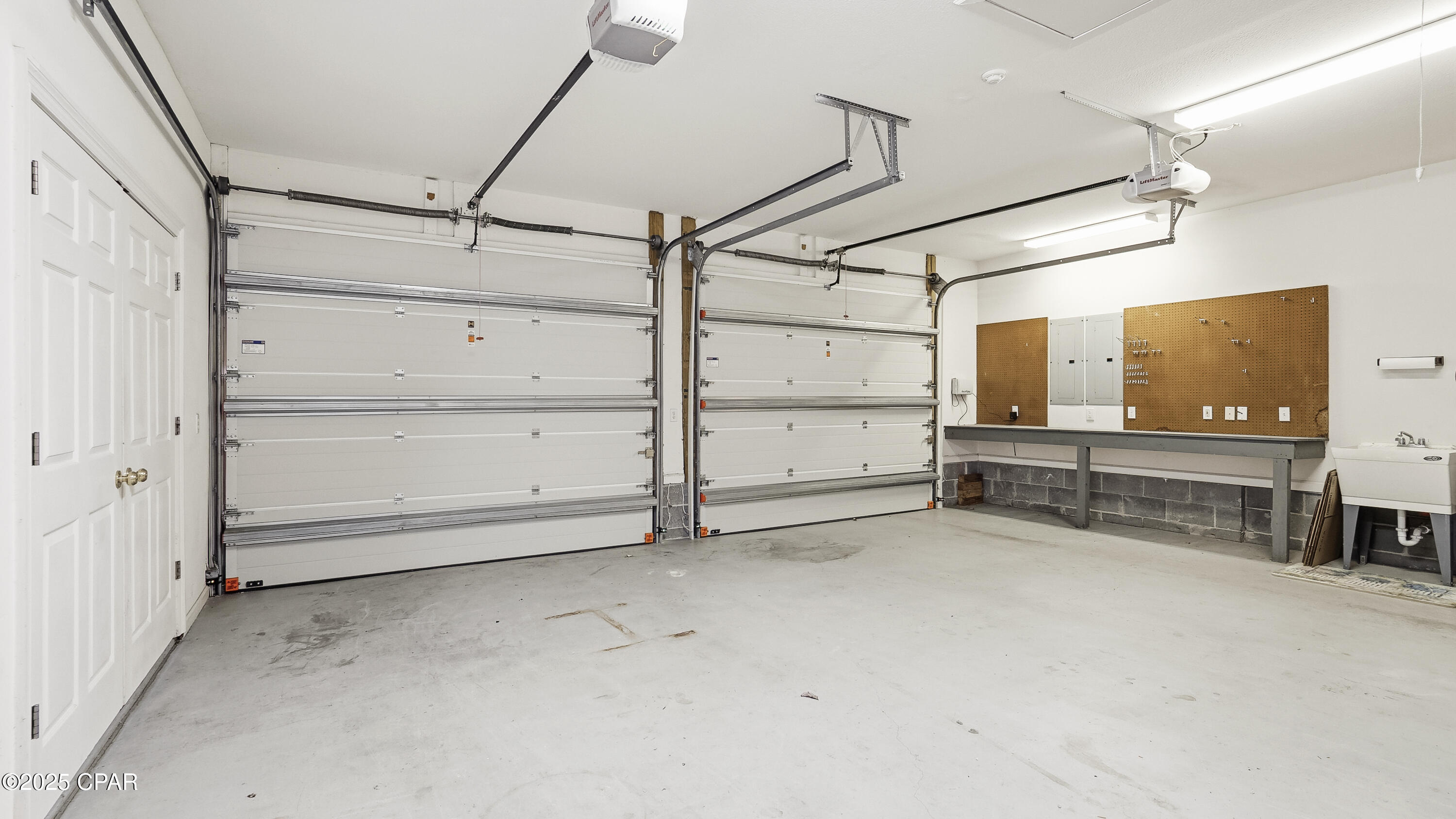 Image 44 For 602 Wood Trail