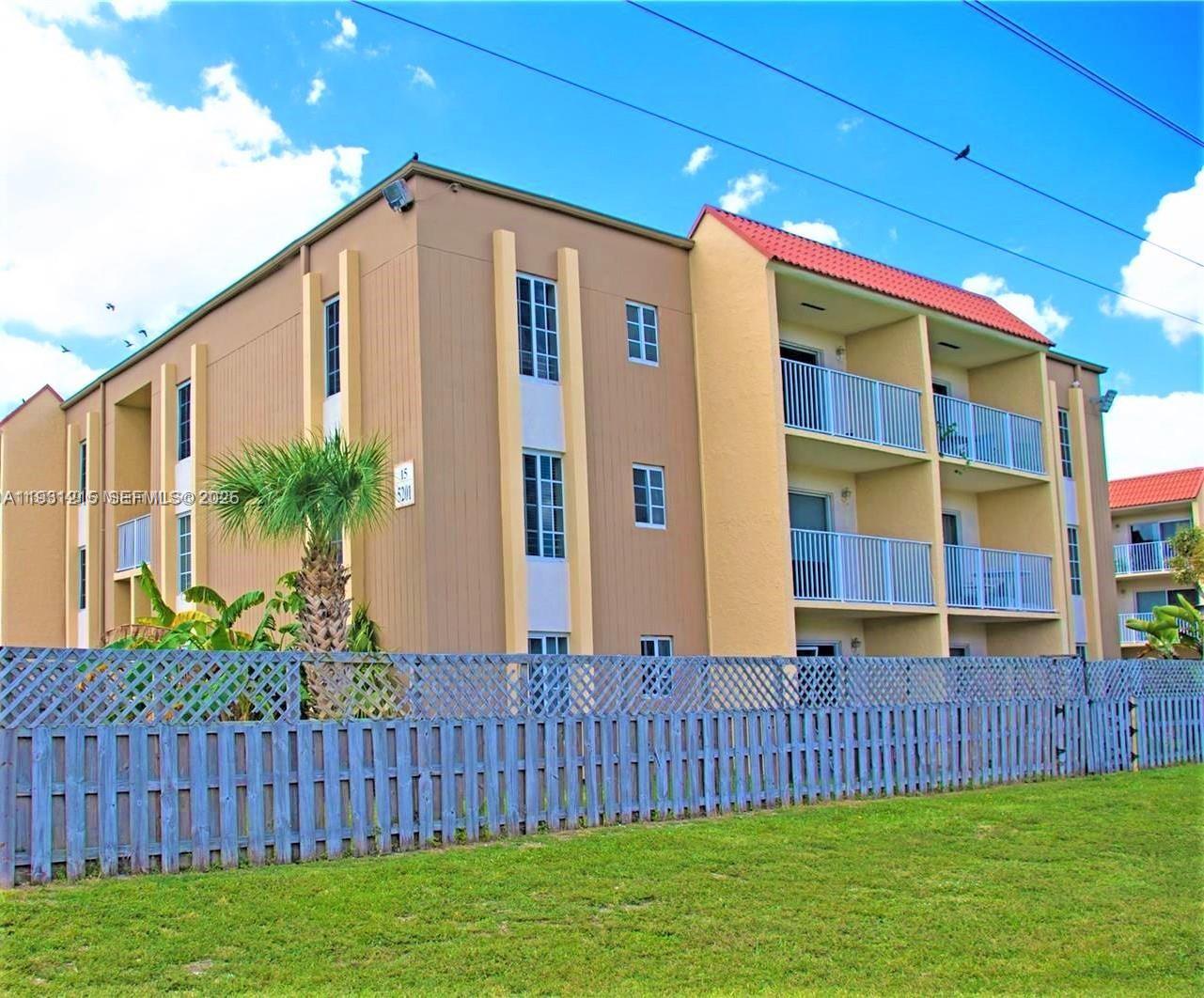 Doral Gardens II Condo