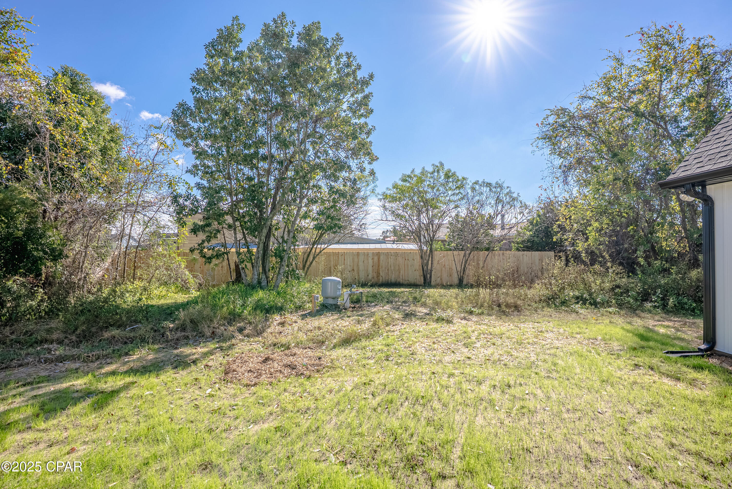 Image 16 For 319 35th Court