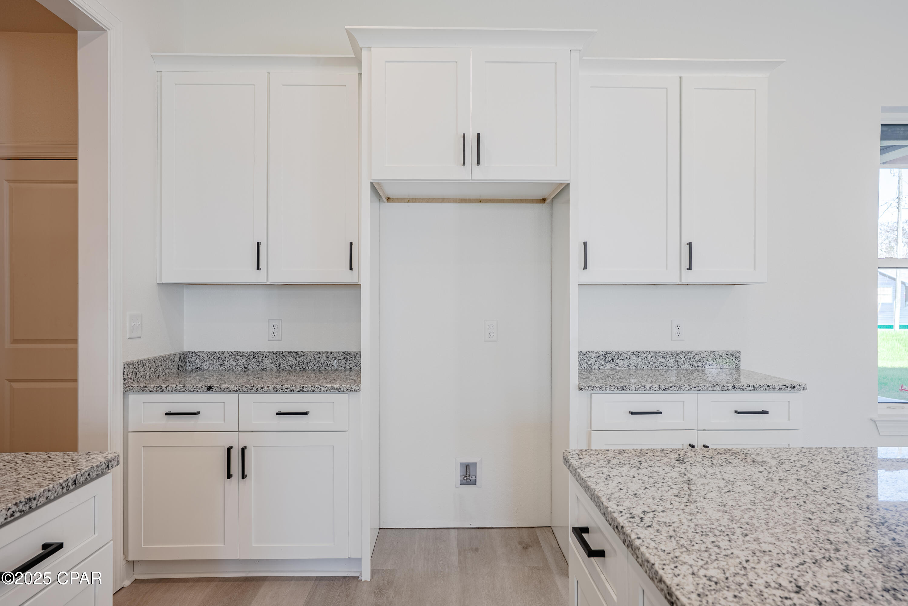 Image 21 For 319 35th Court