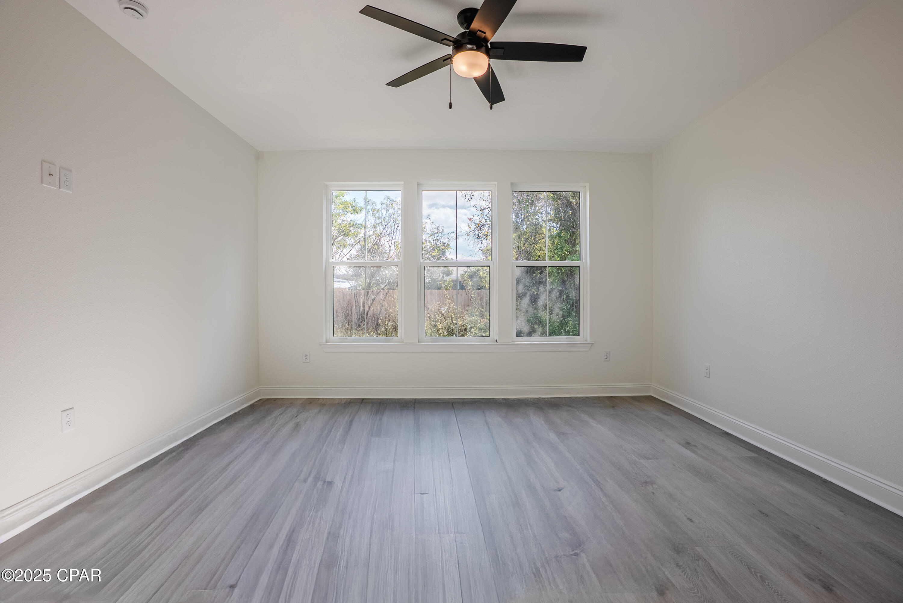 Image 38 For 319 35th Court