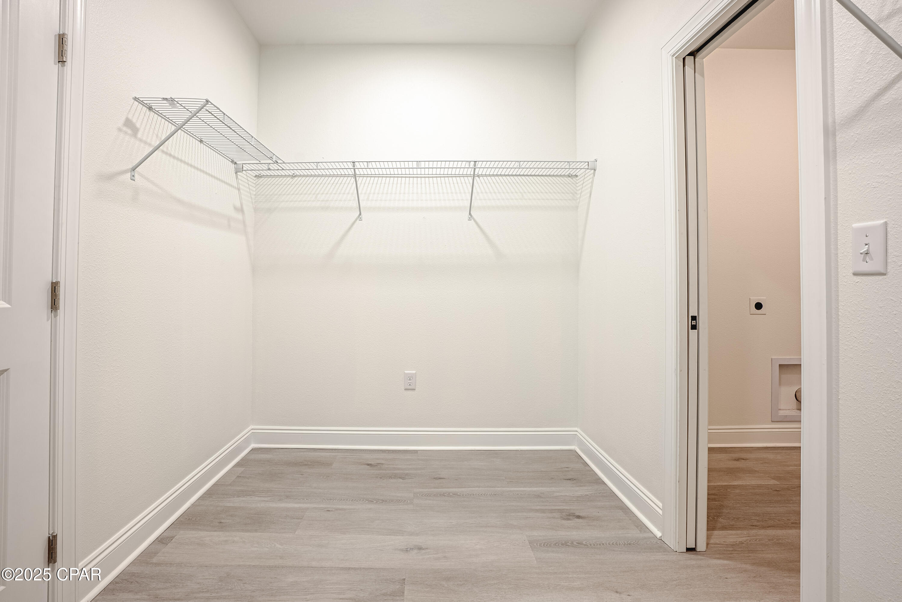 Image 45 For 319 35th Court