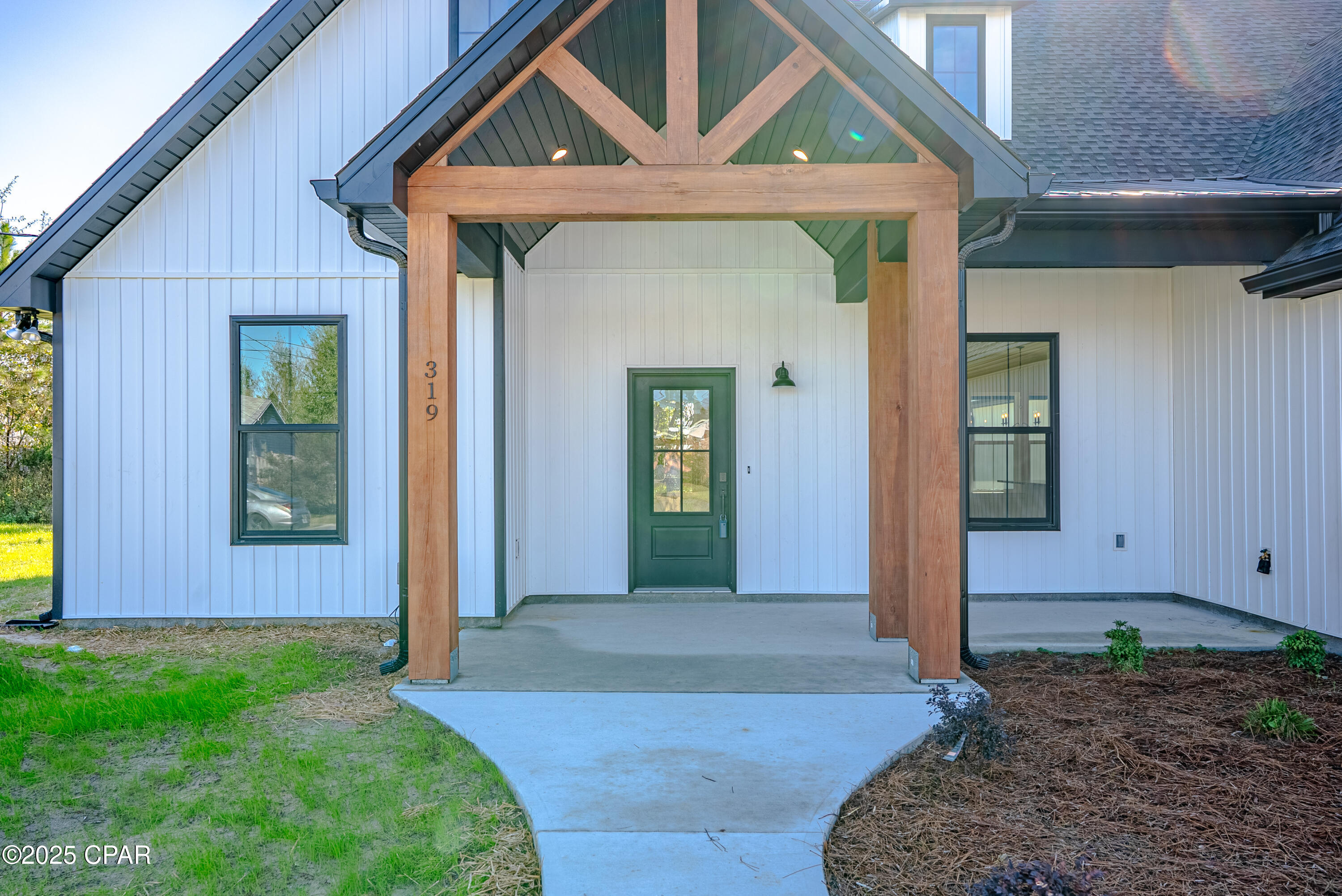 Image 5 For 319 35th Court