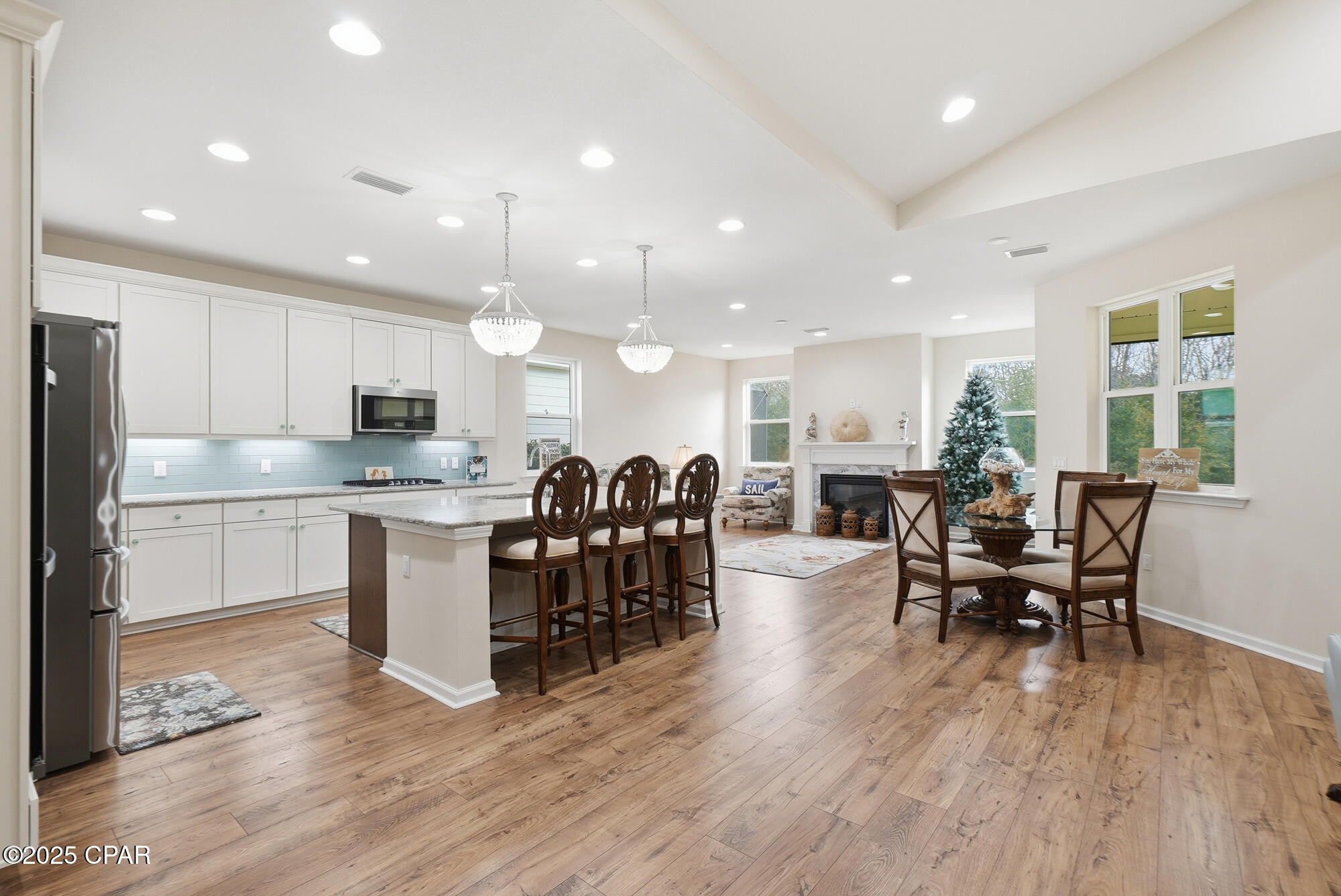 Image 12 For 8340 Fins Up Court