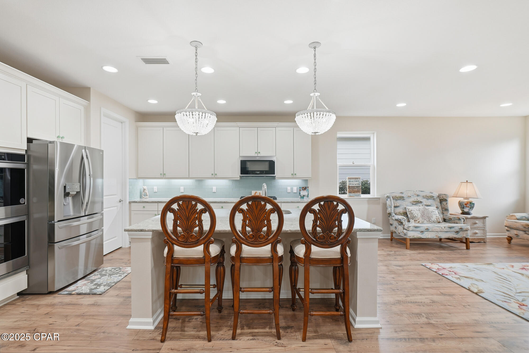 Image 13 For 8340 Fins Up Court