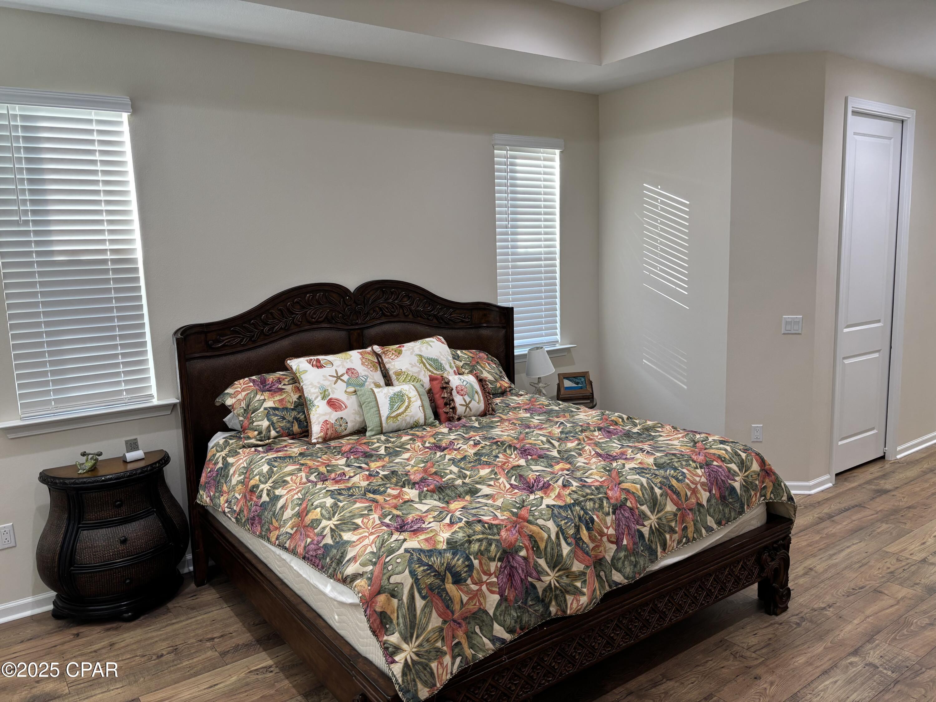 Image 22 For 8340 Fins Up Court