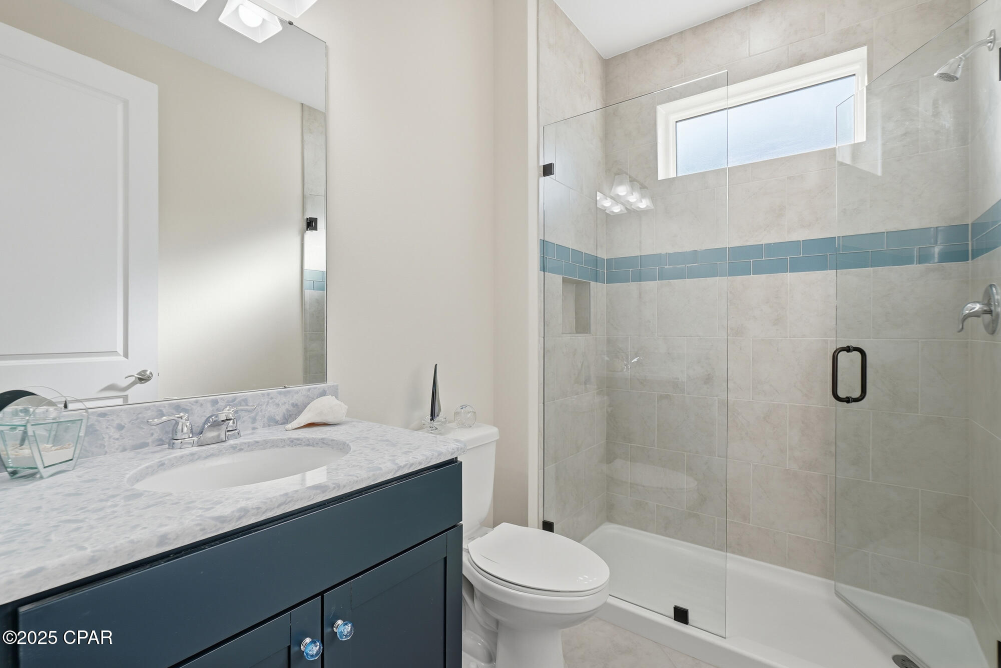 Image 31 For 8340 Fins Up Court