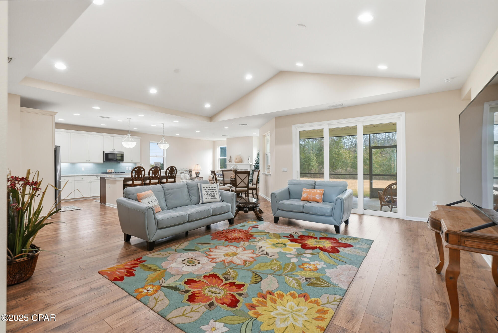 Image 8 For 8340 Fins Up Court