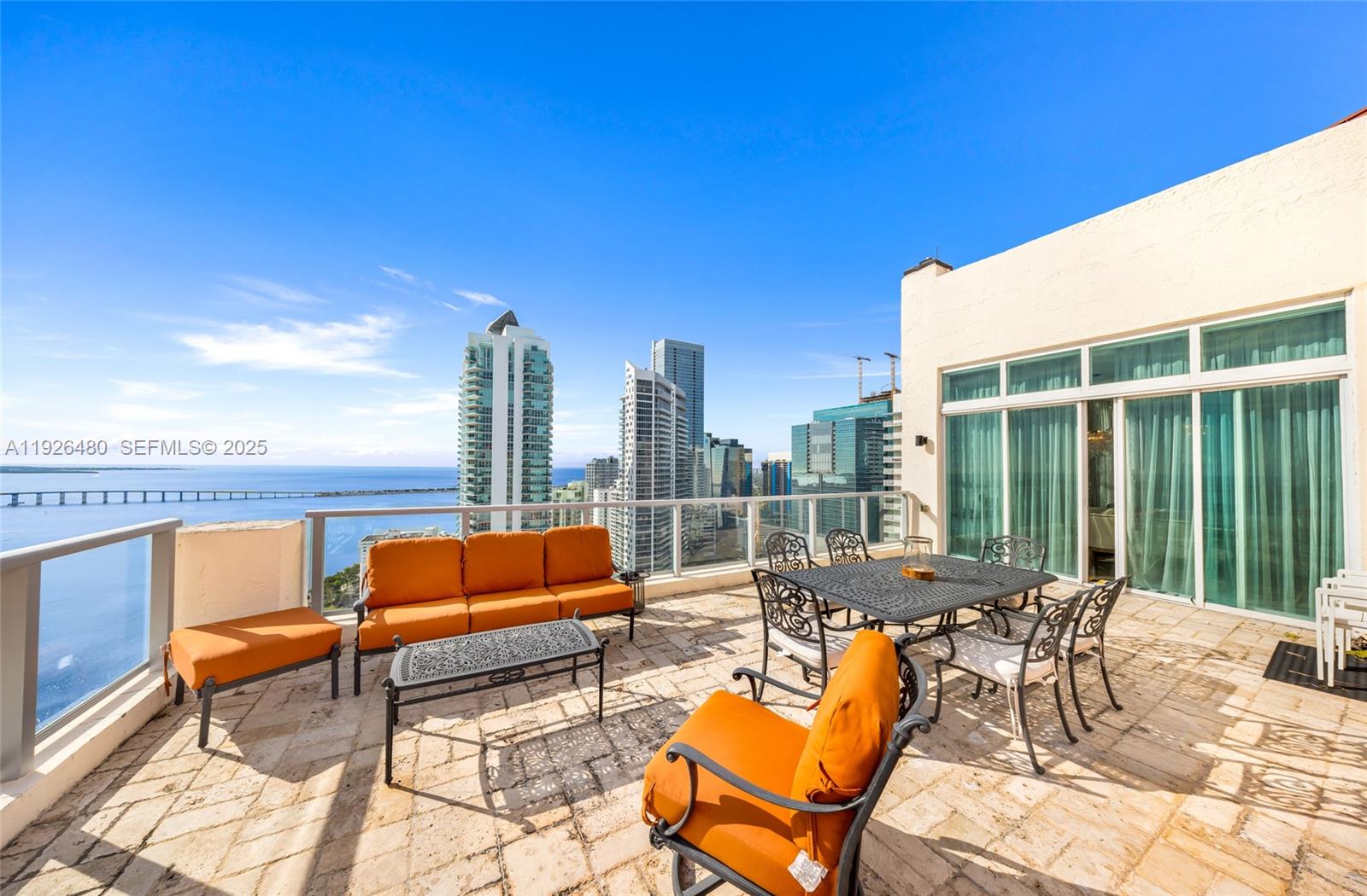 Condo for Sale in Miami, FL