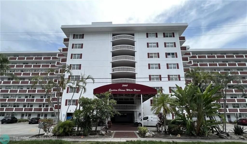 Eastern Shores White Hous