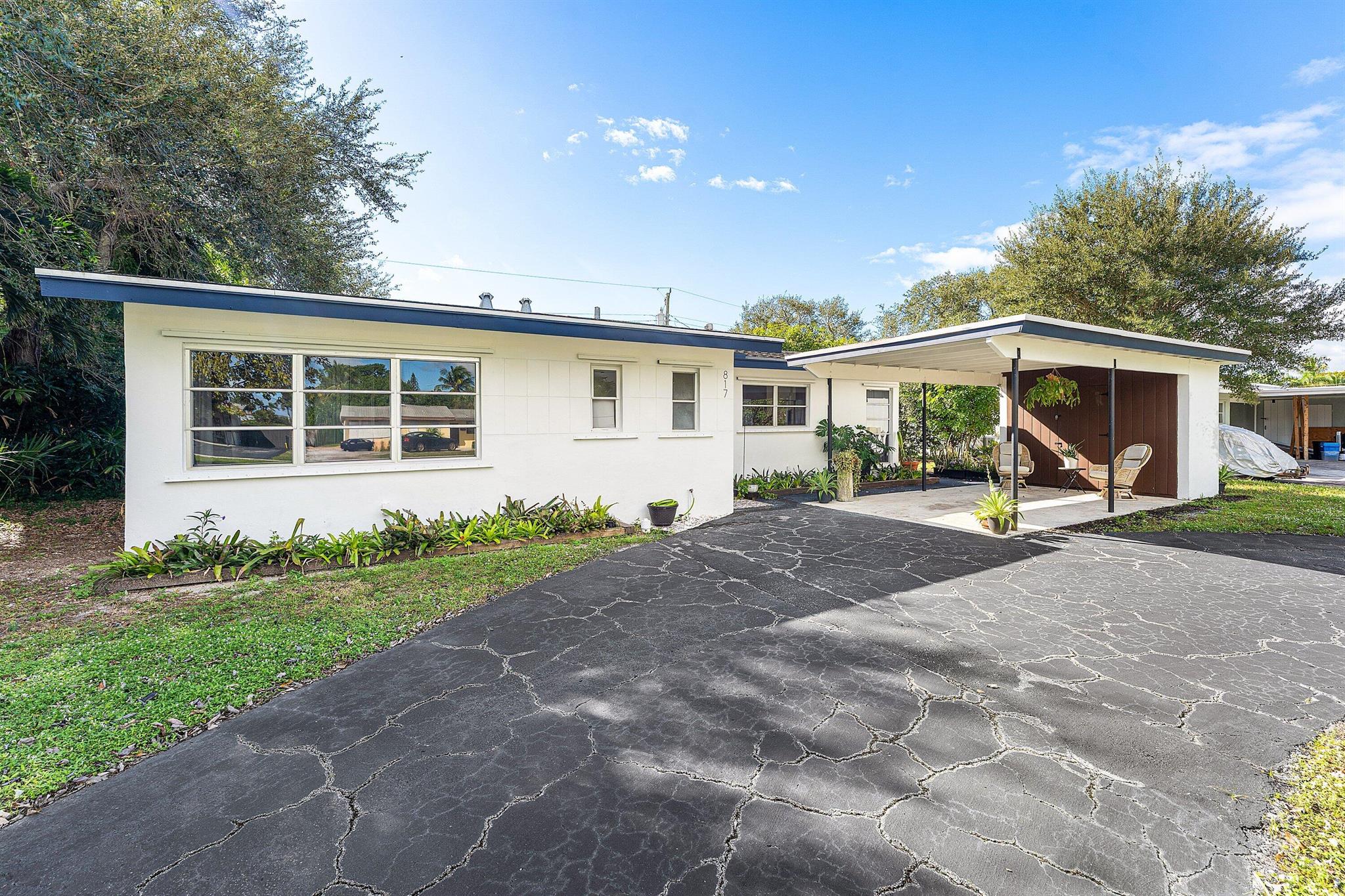 North Palm Beach Village