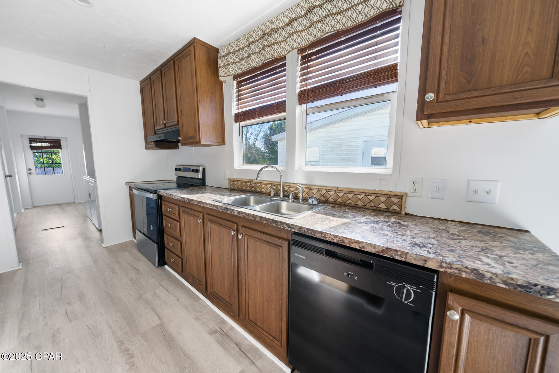 Image 31 For 110 Vestavia Street