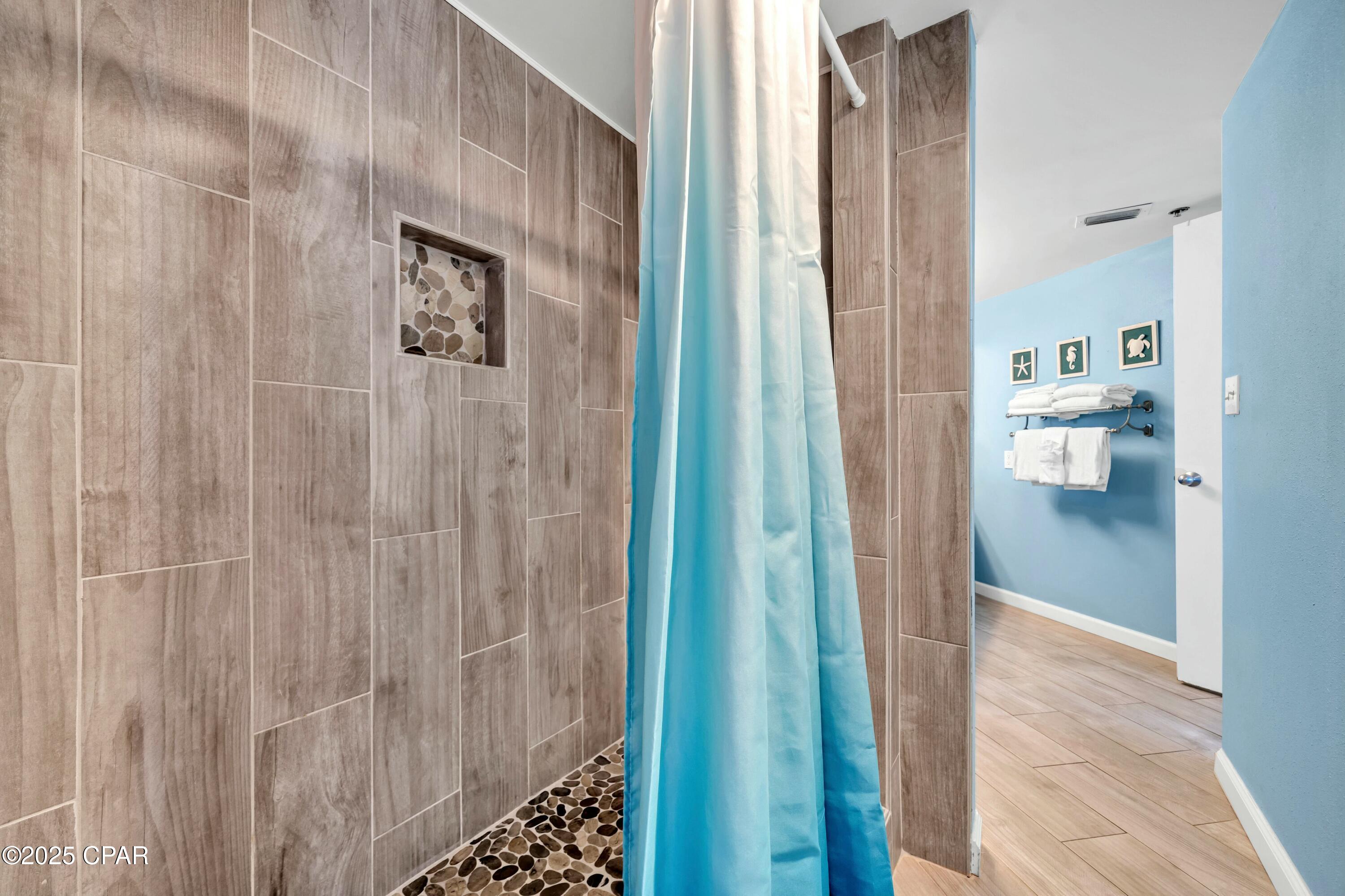 Image 19 For 9850 Thomas Drive 606w