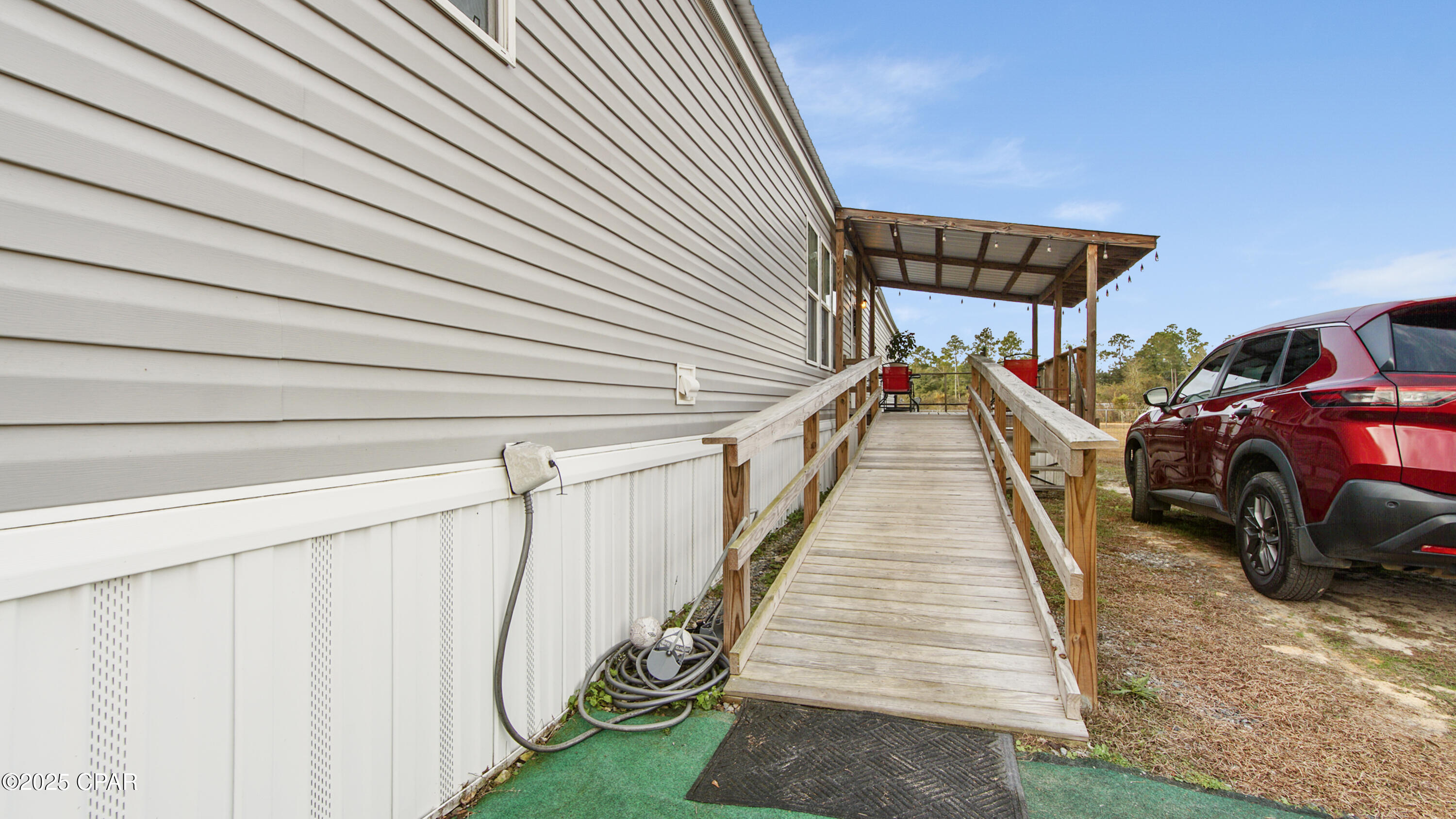 Homes for sale in Fountain, FL | 12103 Edgewood Rd, Fountain, FL 32438 | MLS# 782787