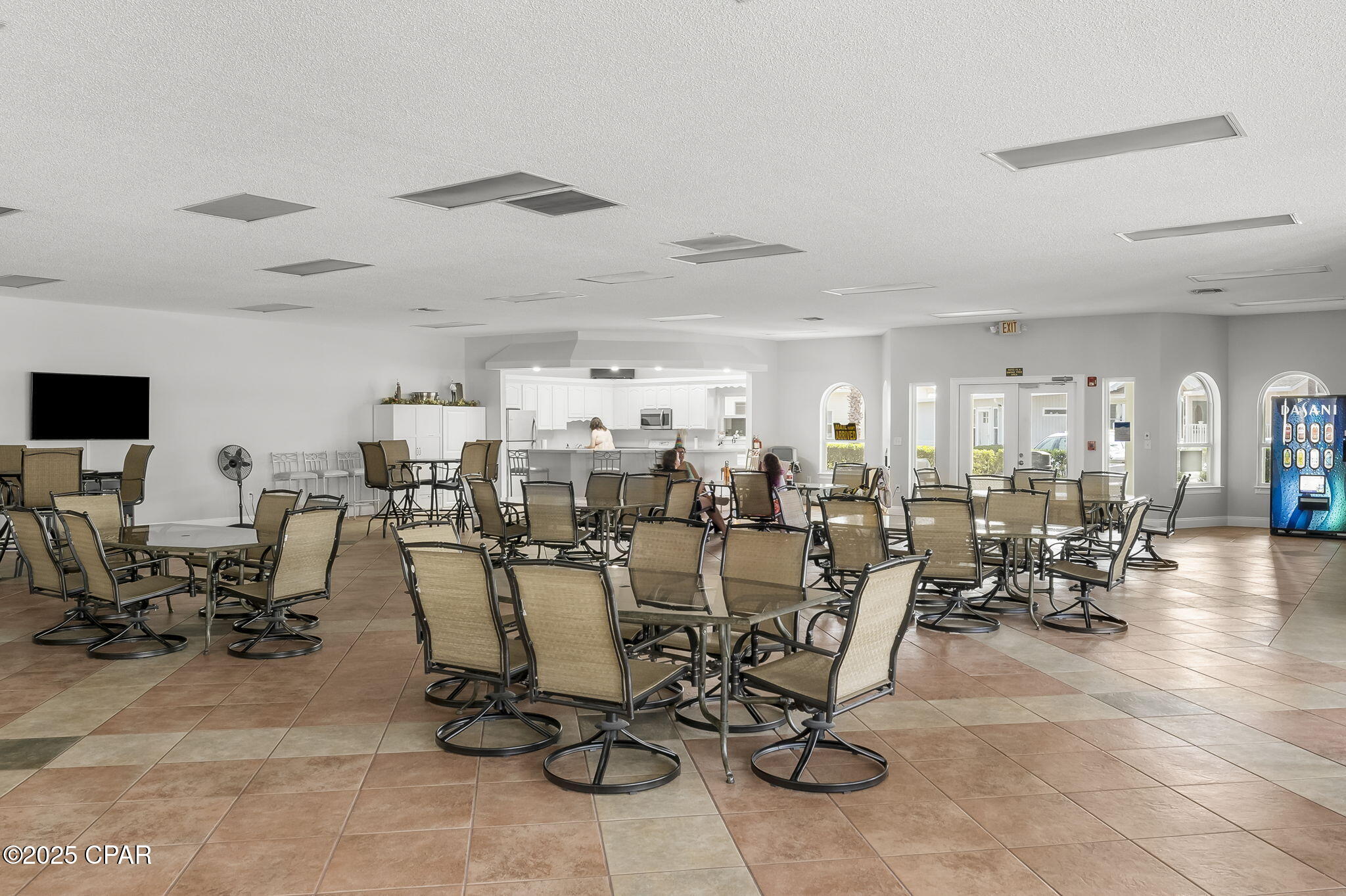 Image 35 For 1219 Thomas Drive 123