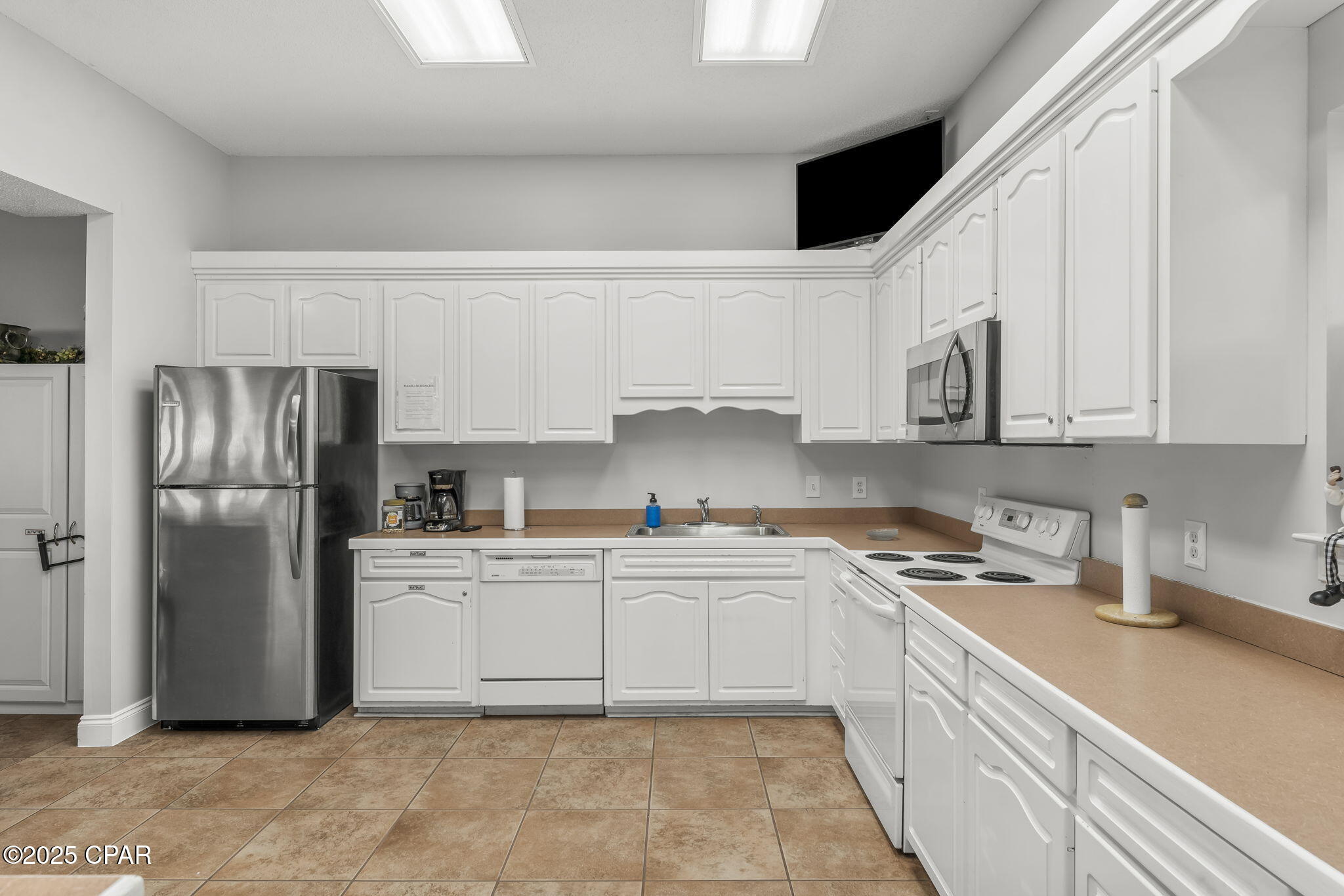 Image 36 For 1219 Thomas Drive 123