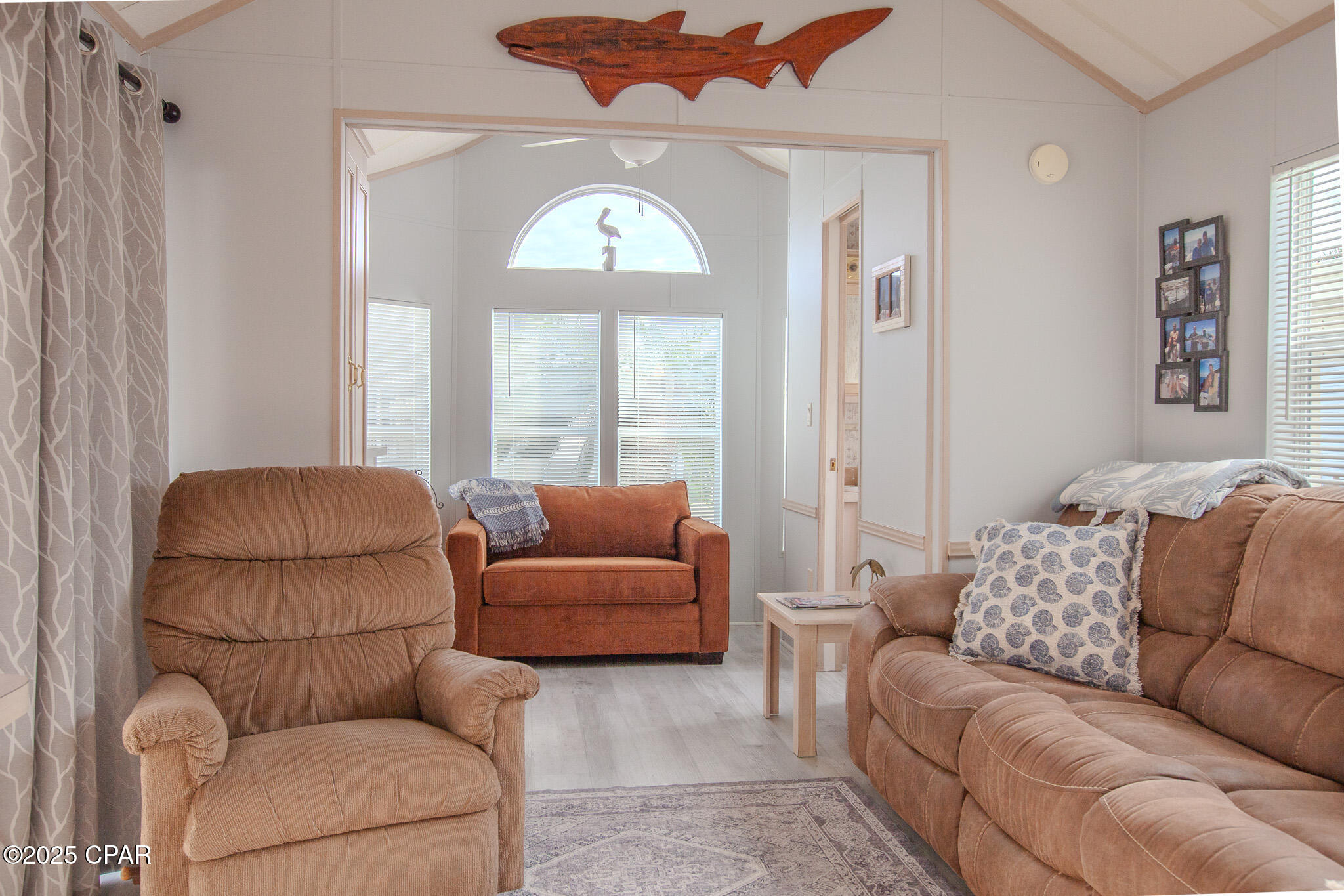 Image 4 For 1219 Thomas Drive 123