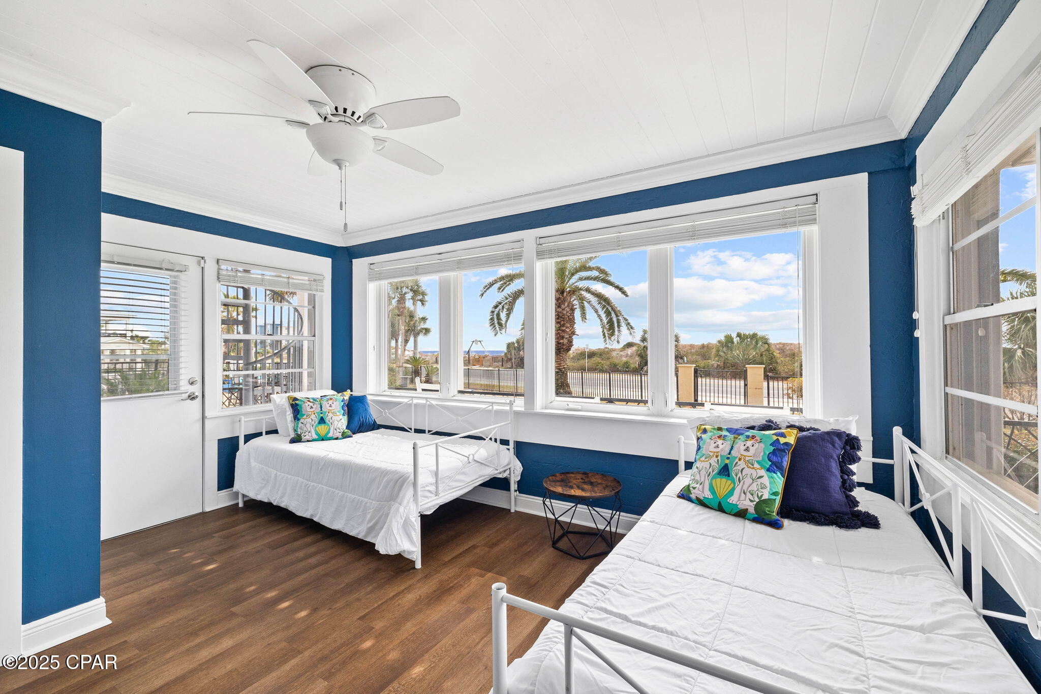 Image 25 For 20816 Front Beach Road