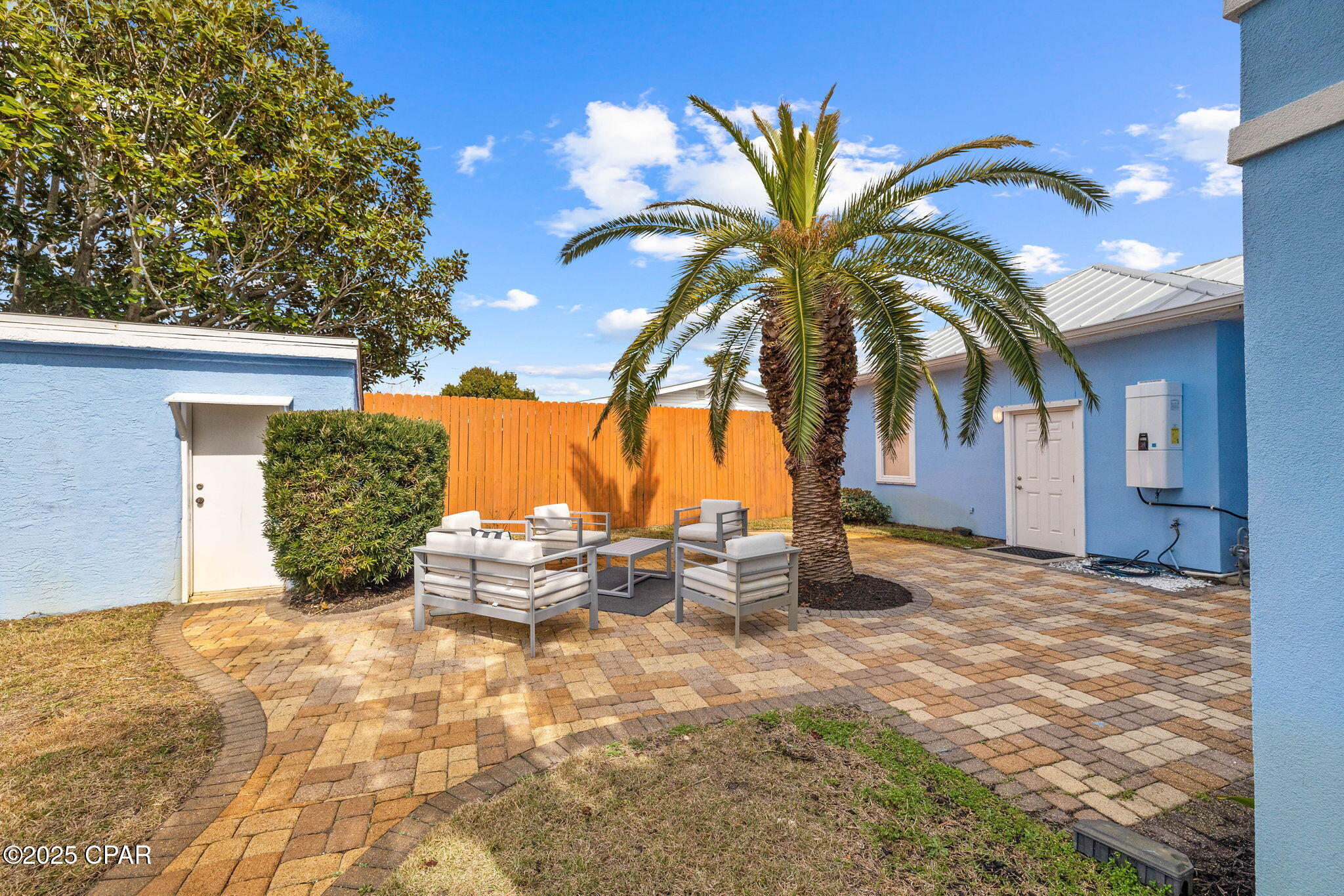 Image 60 For 20816 Front Beach Road