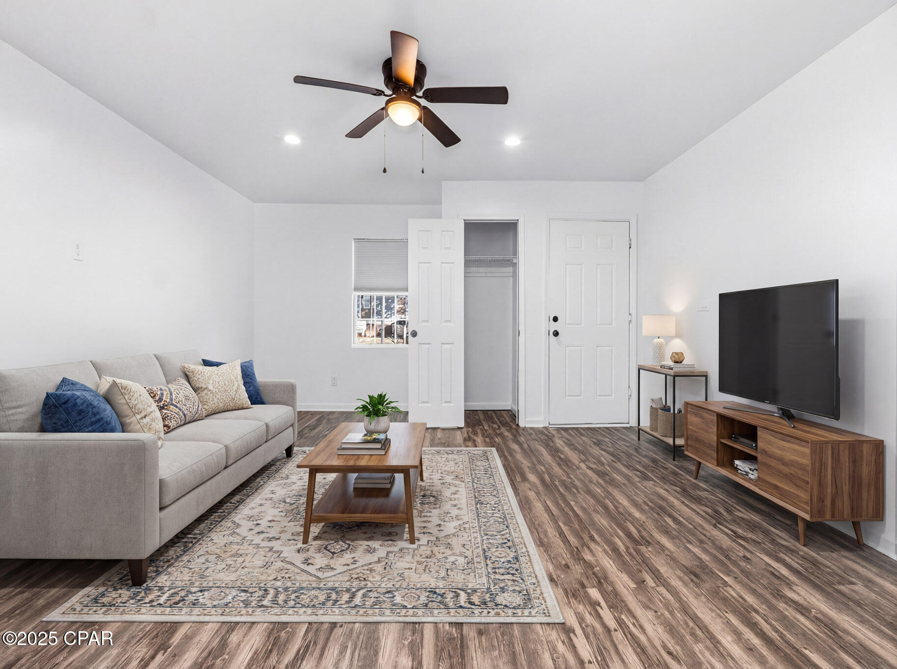 Image 15 For 133 Kilbourn Avenue