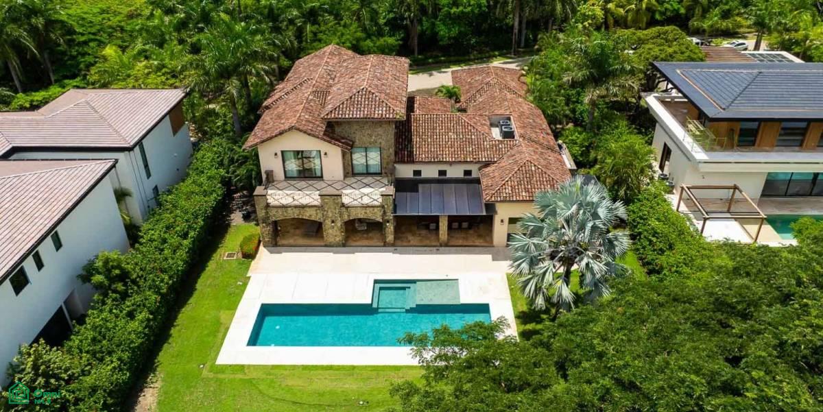 5 bed Single Family Homes For Sale in Santa Cruz, Guanacaste - 1