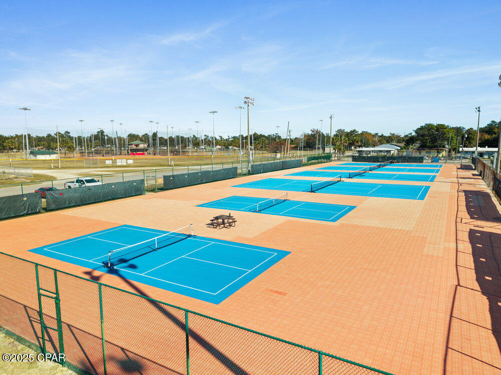 Image 32 For 1607 13th Street