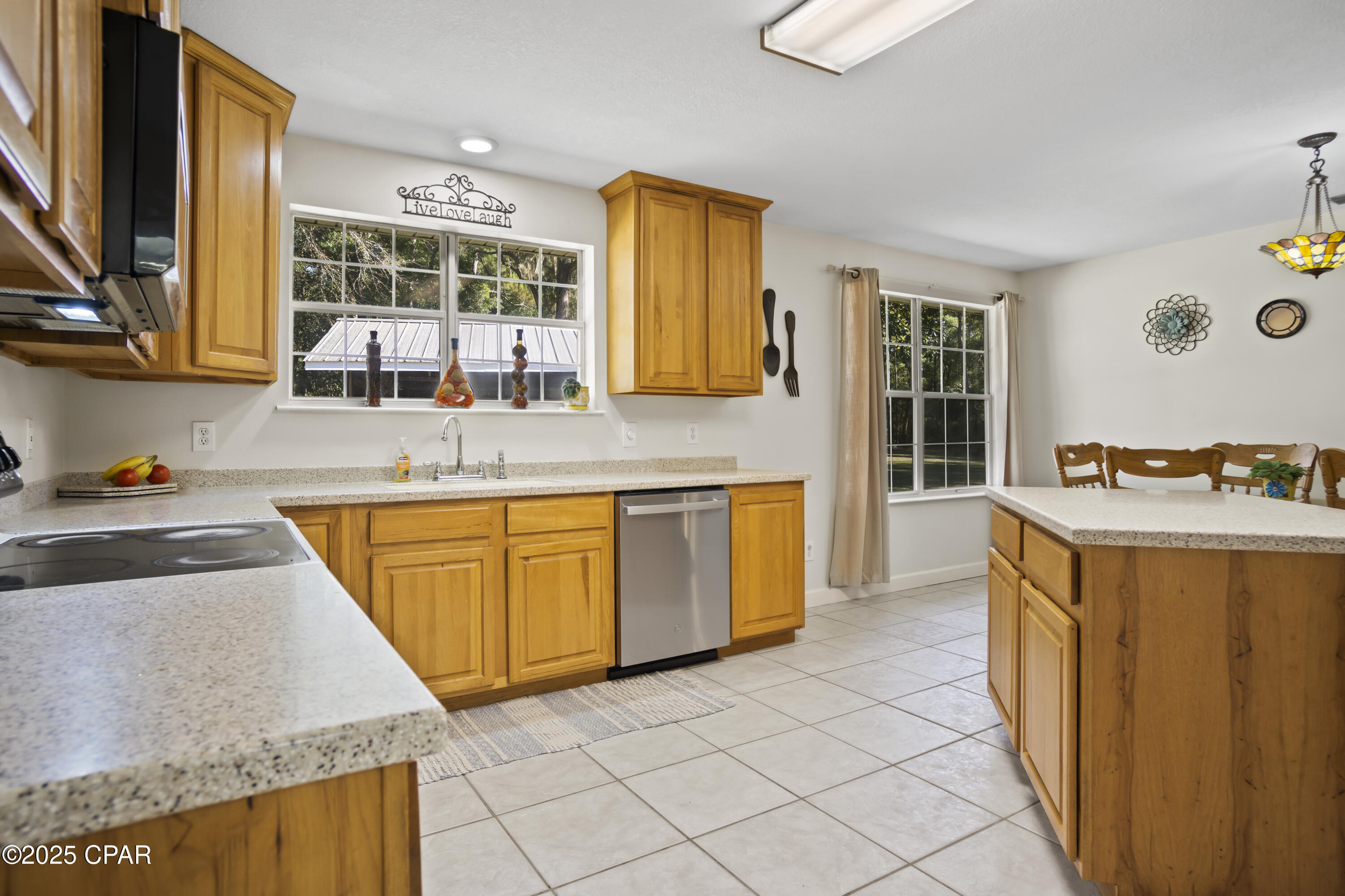 Image 11 For 585 Chigger Lane