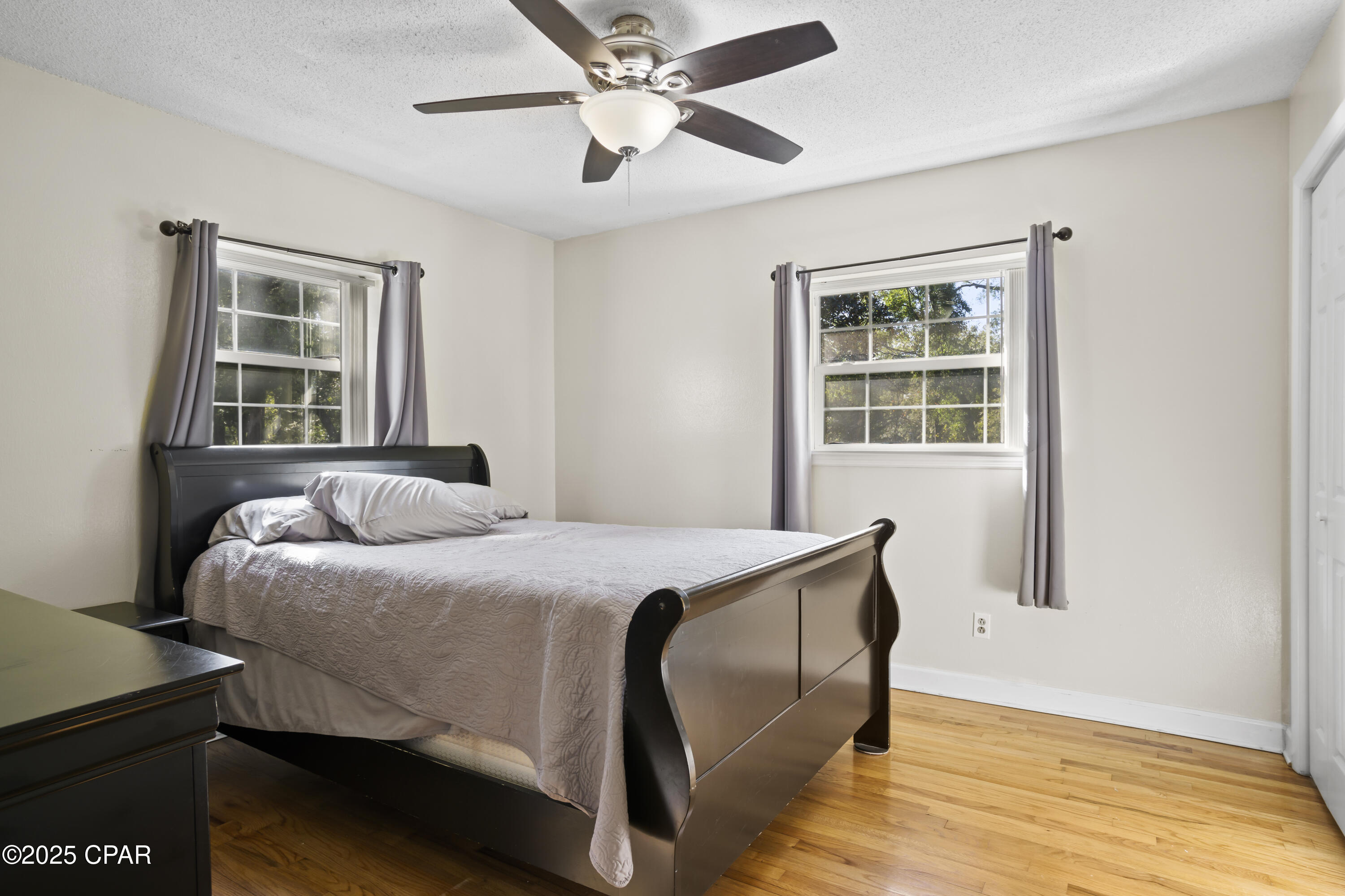 Listing photo id 23 for 585 Chigger Lane