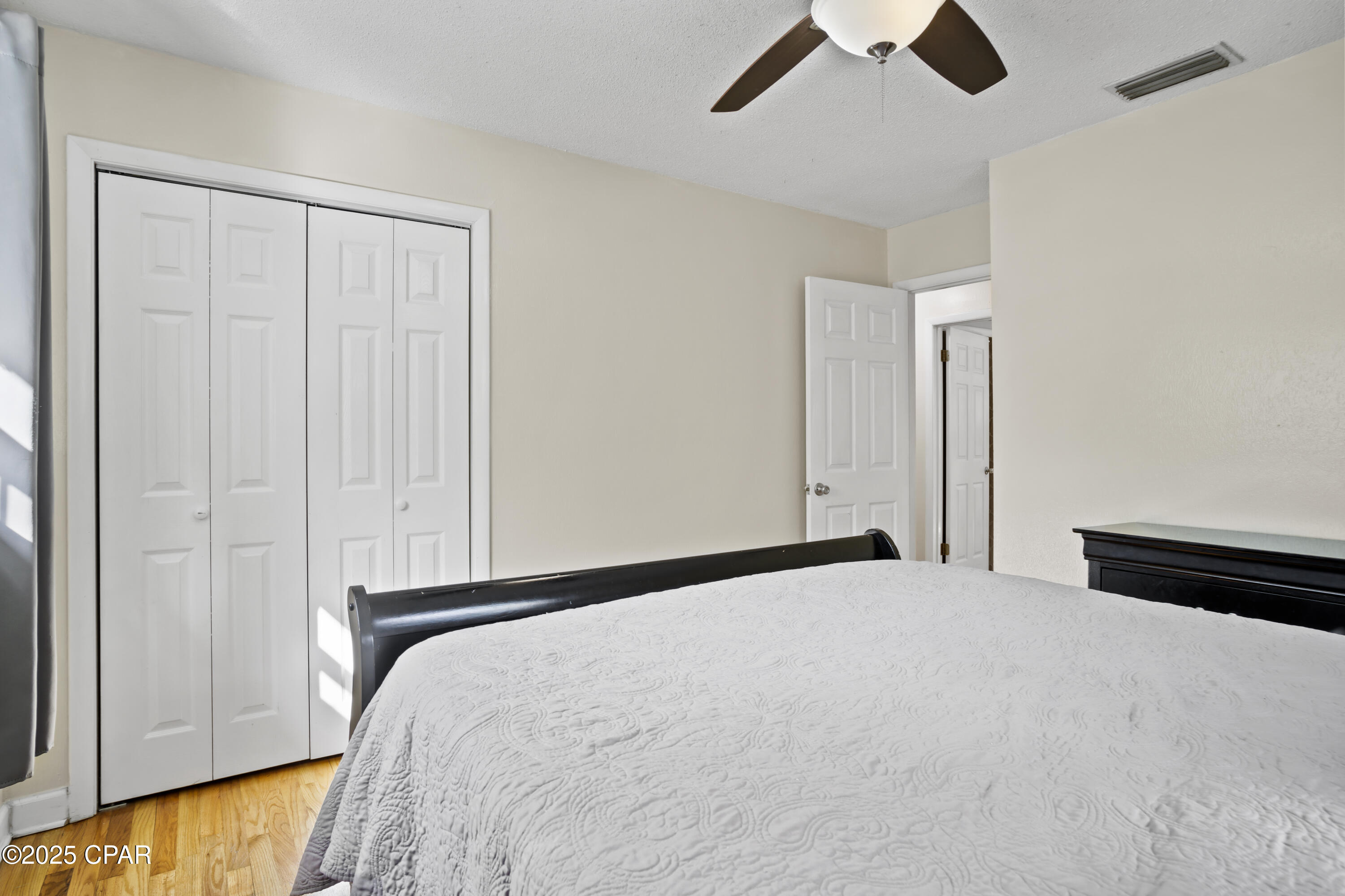 Listing photo id 24 for 585 Chigger Lane