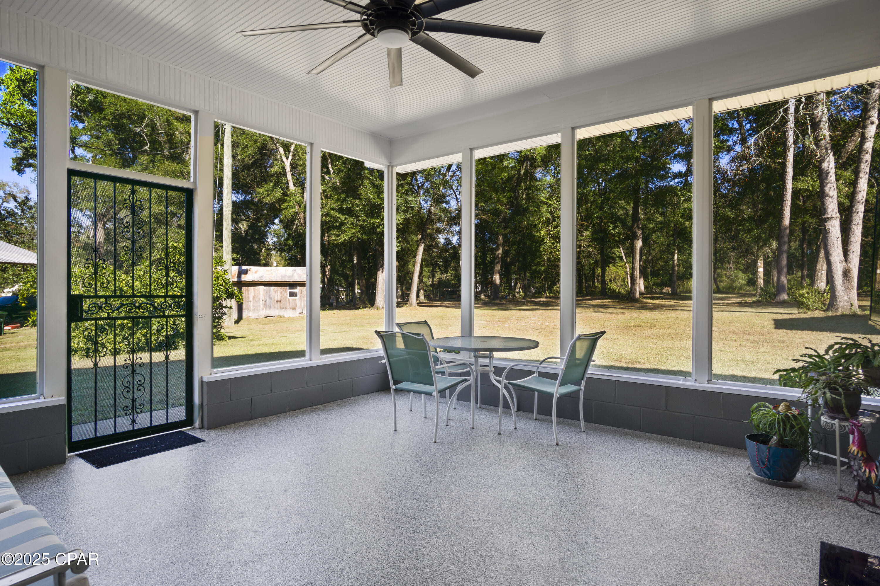 Image 38 For 585 Chigger Lane