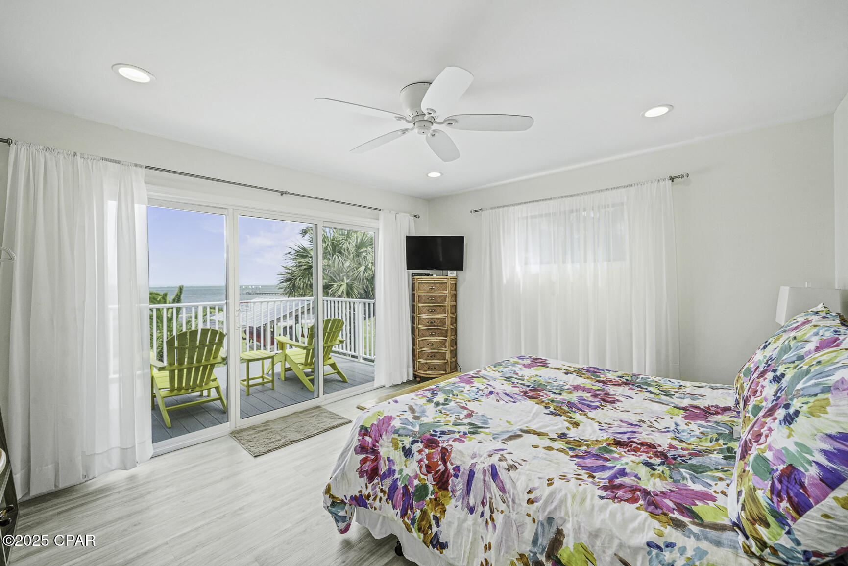 Image 17 For 7124 Leeward Street